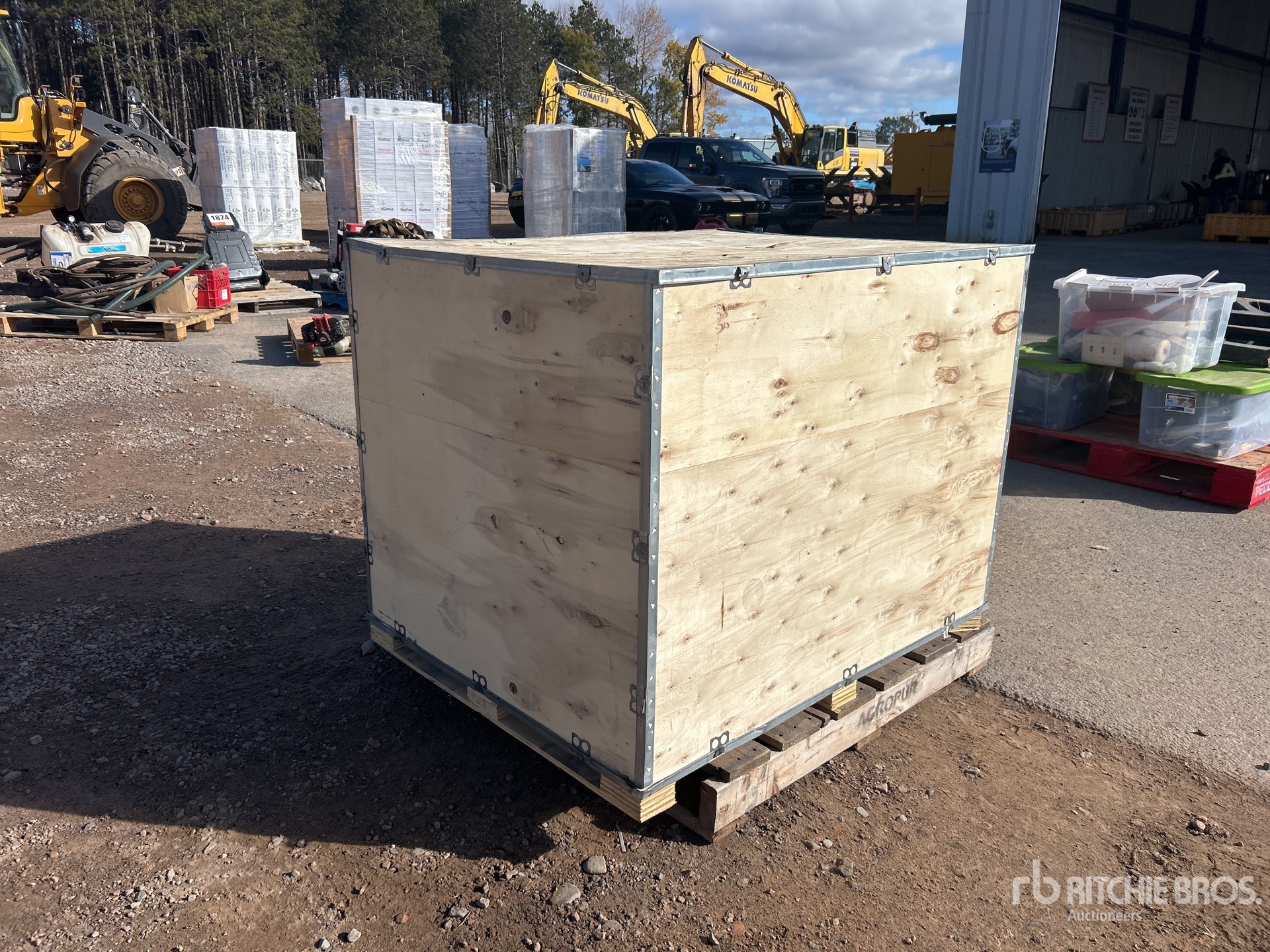 General Appearance with Picture, Left Rear Corner