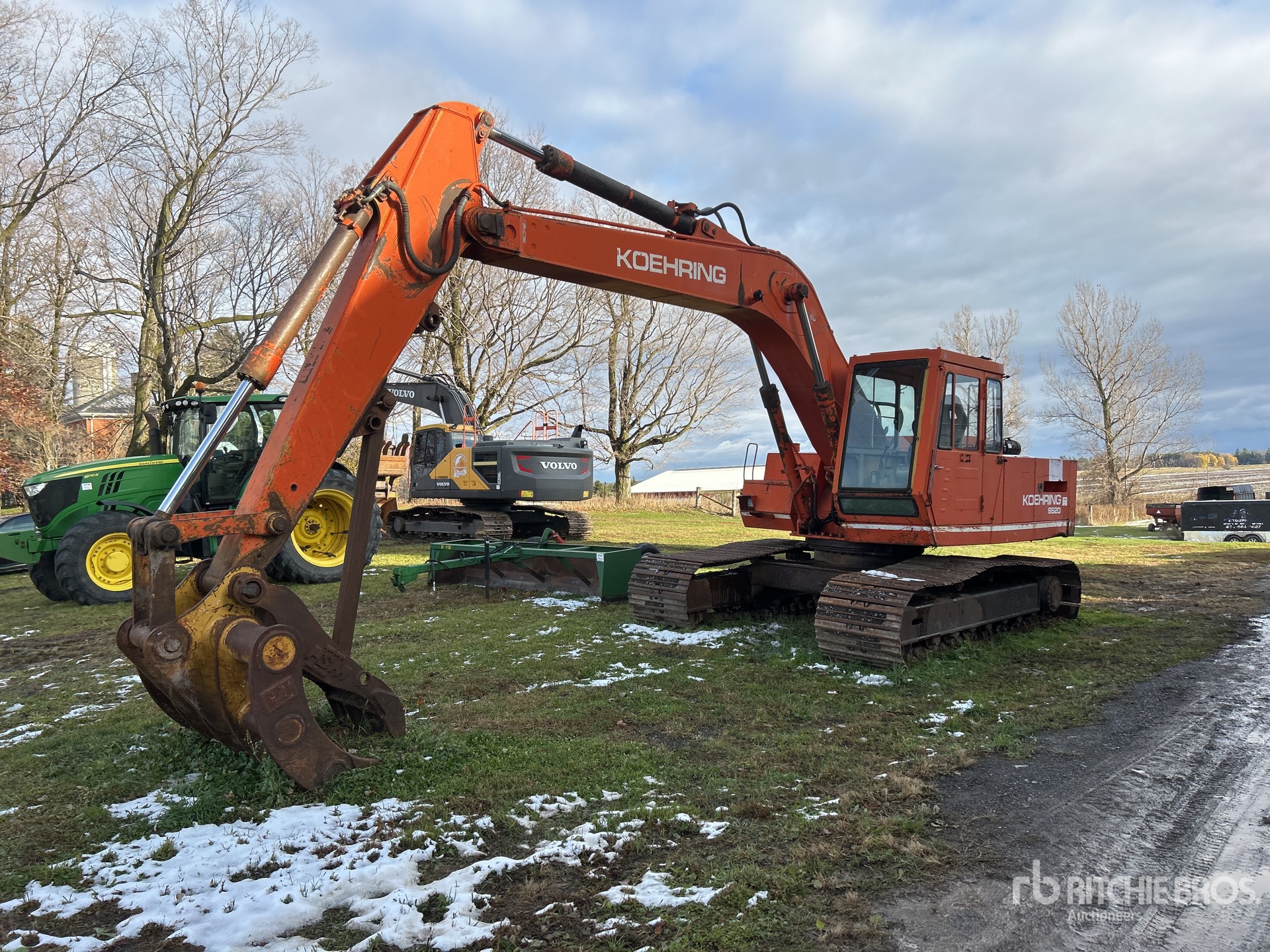 General Appearance with Featured Photo