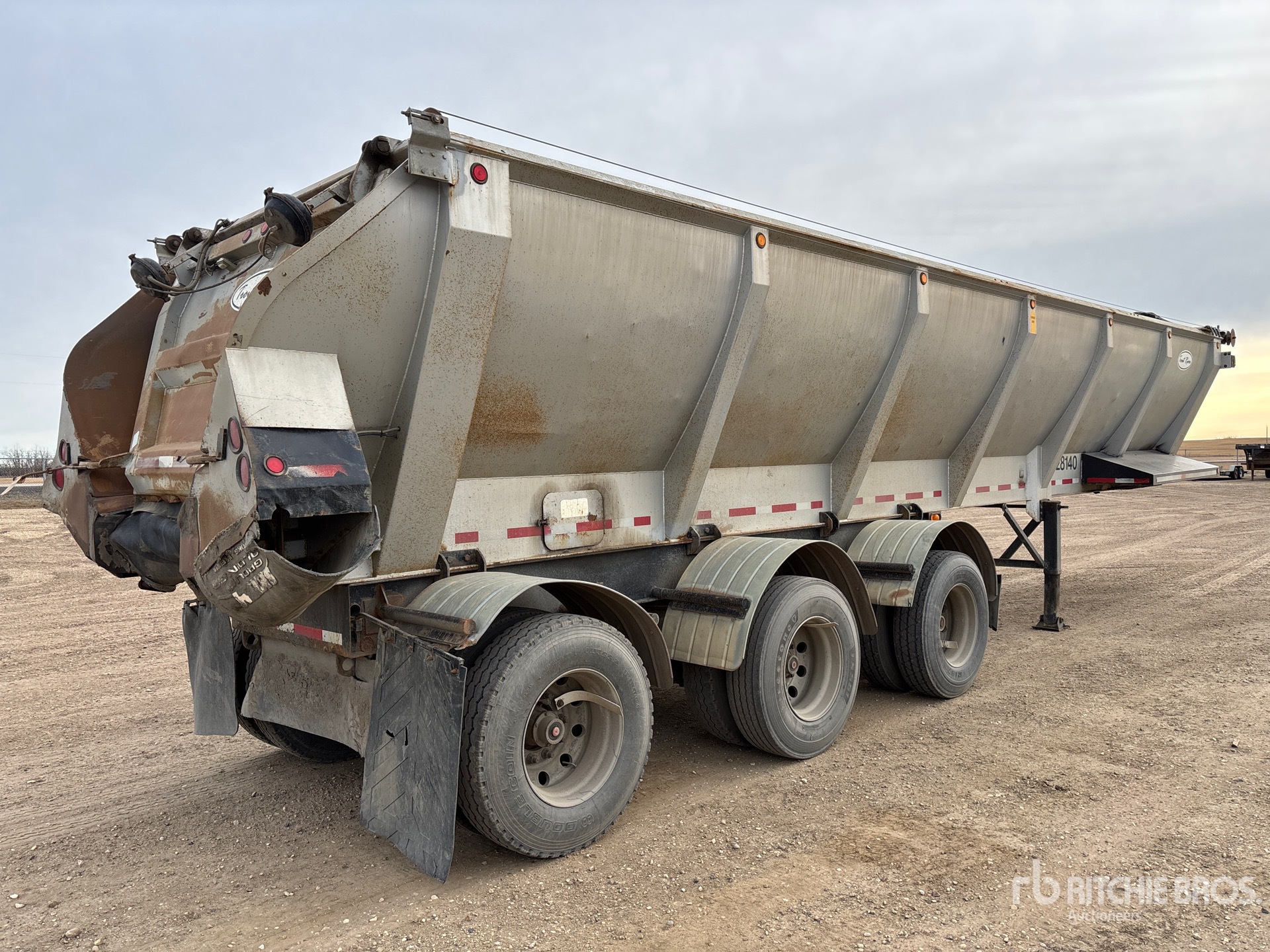 General Appearance with Bild, Ecke hinten rechts