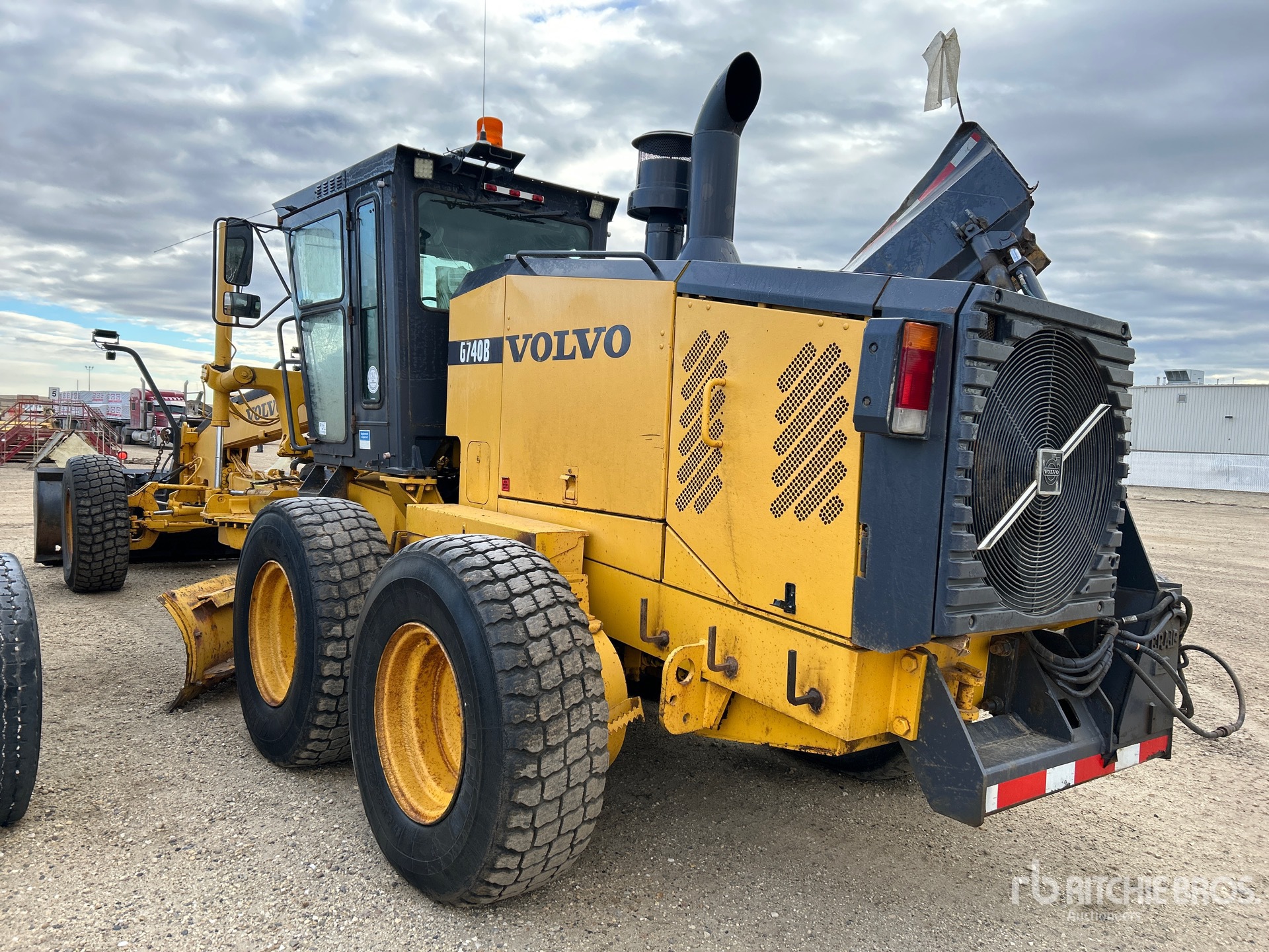 General Appearance with Imagen: esquina trasera izquierda