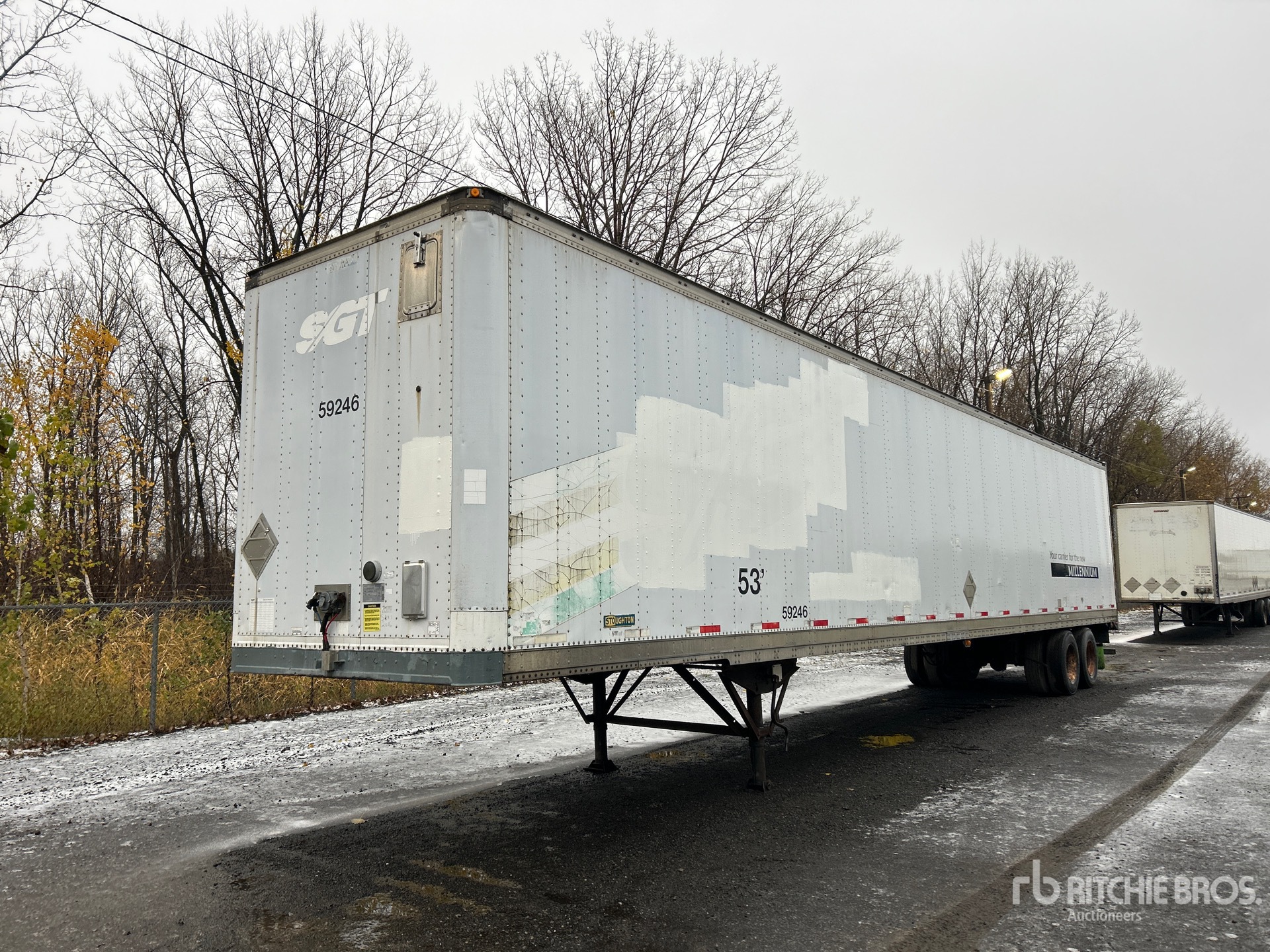 Aspect général with Image, coin avant gauche