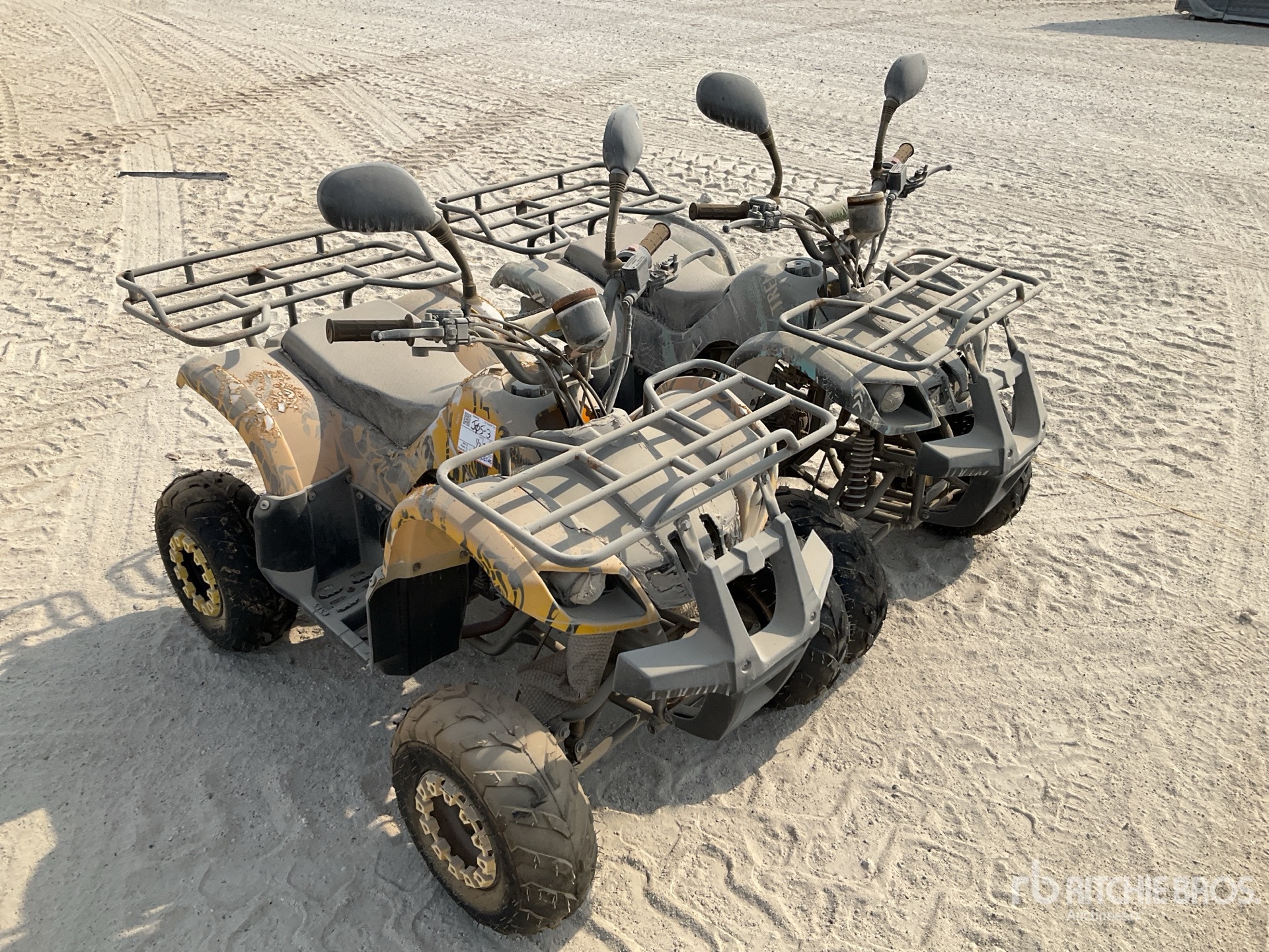 General Appearance with Bild, Ecke vorne rechts