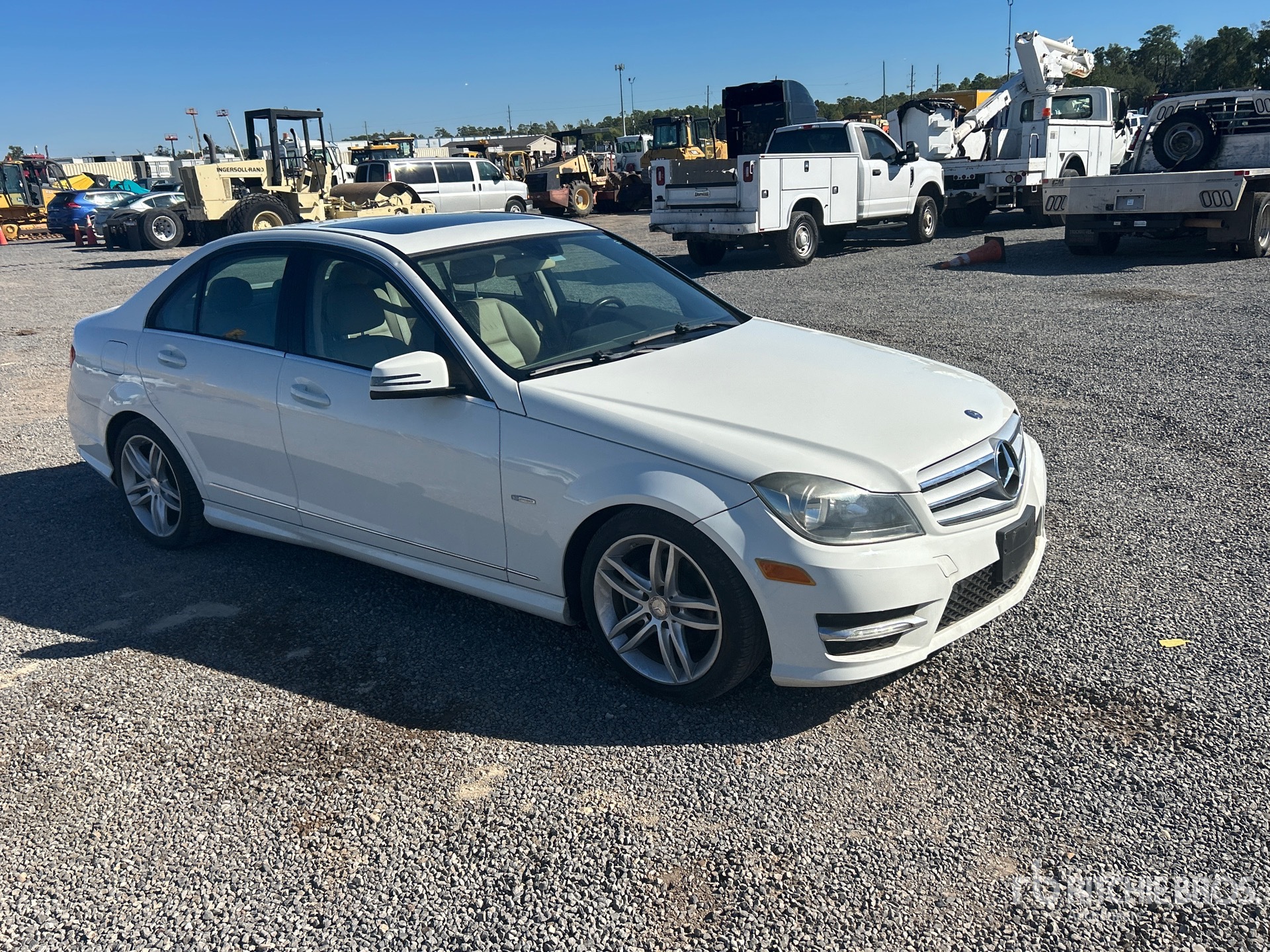 General Appearance with Image, coin avant droit