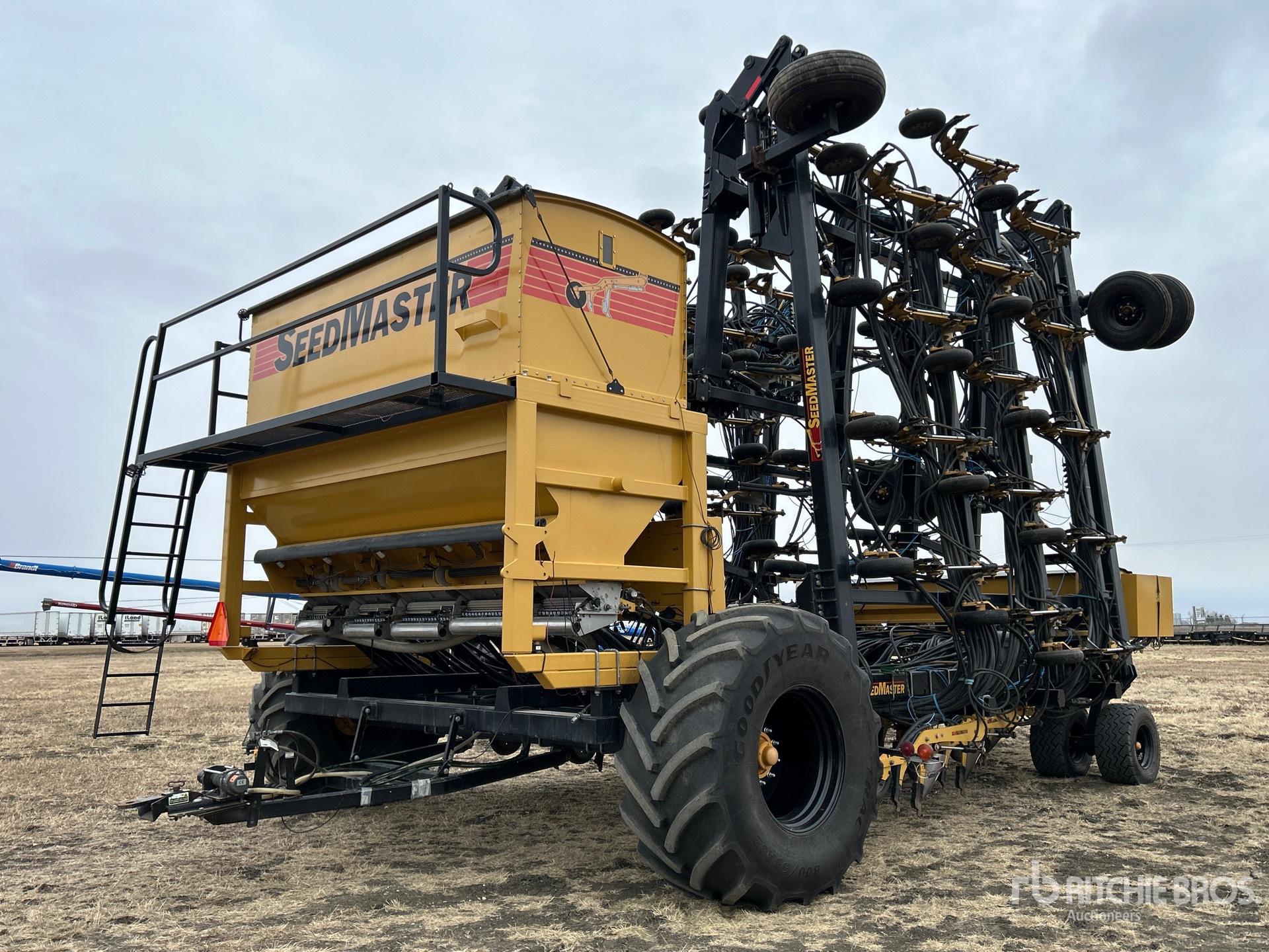 General Appearance with Imagen: esquina trasera derecha