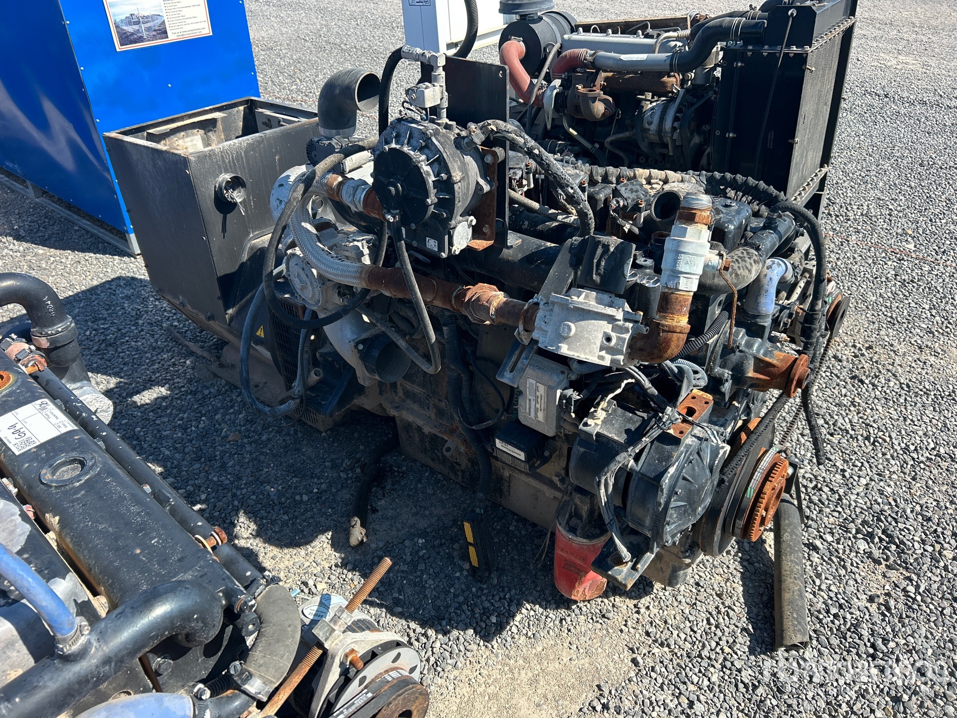 General Appearance with Image, coin avant droit