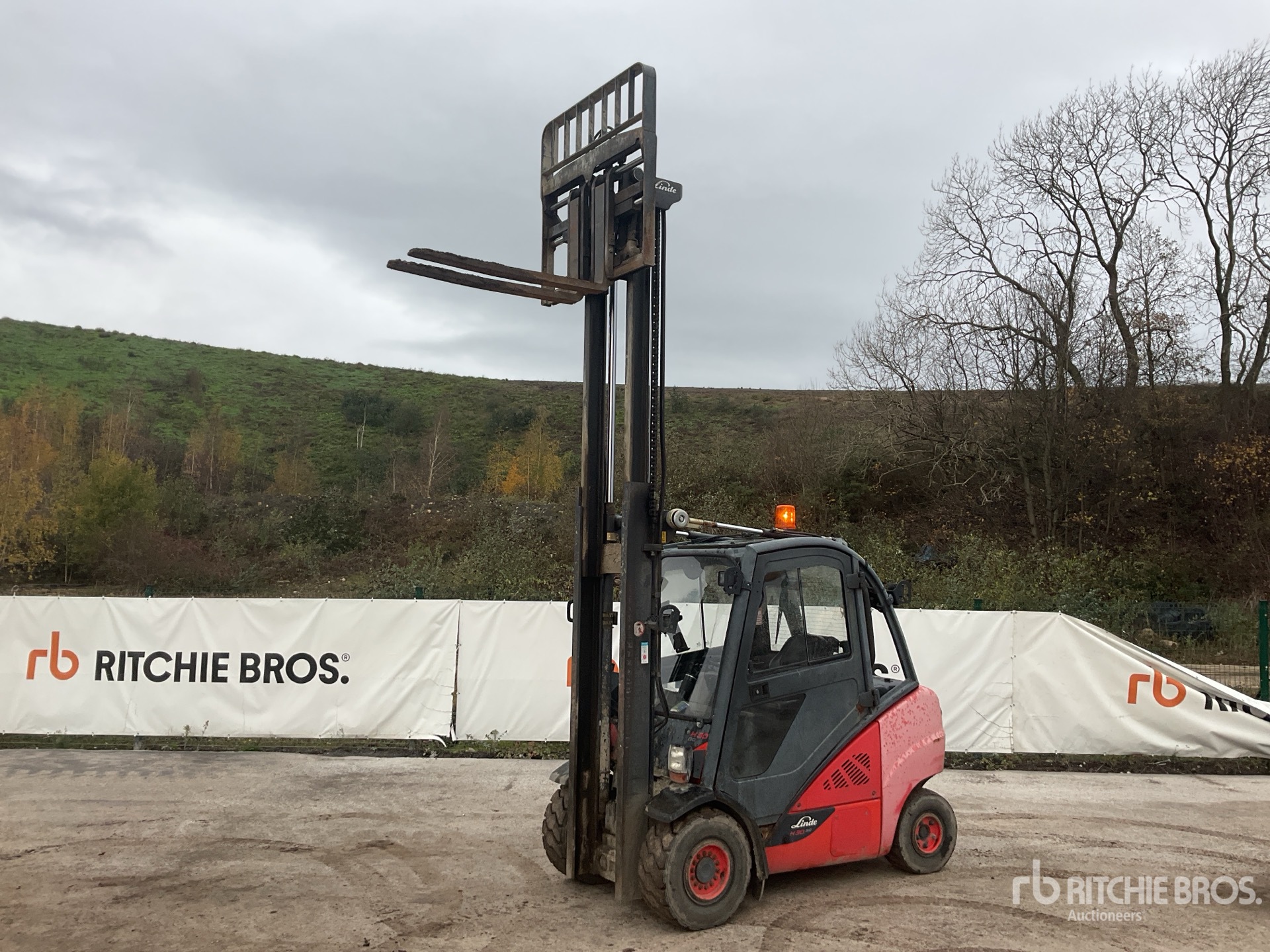 General Appearance with Featured Photo