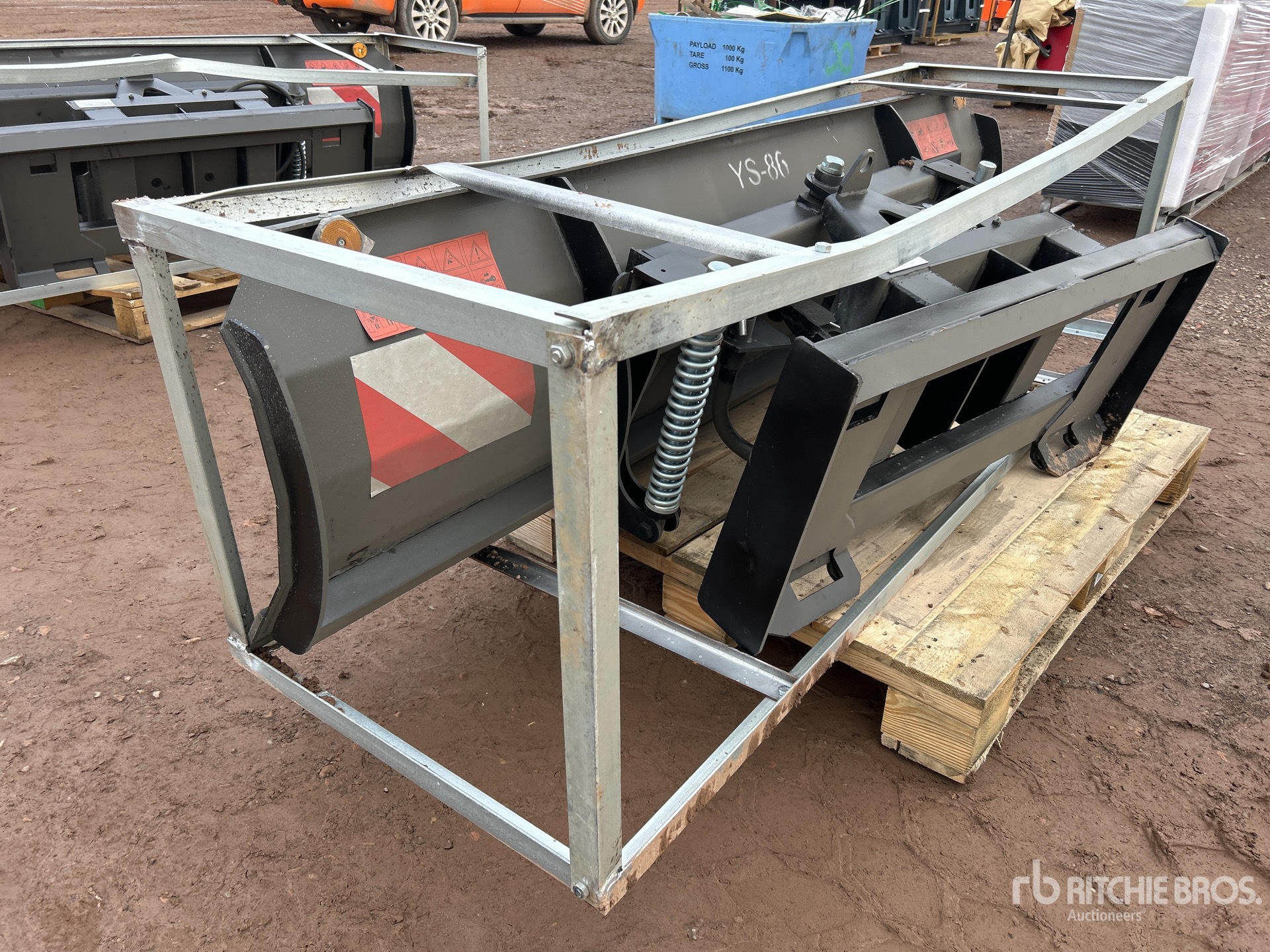 General Appearance with Bild, Ecke hinten links