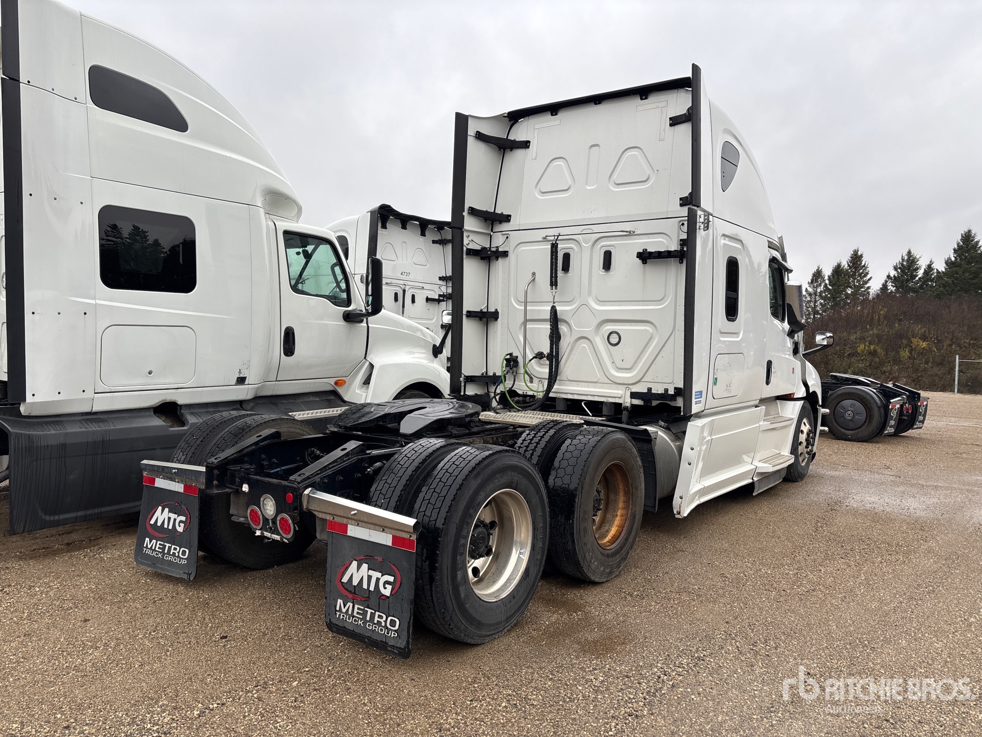 General Appearance with Imagen: esquina trasera derecha