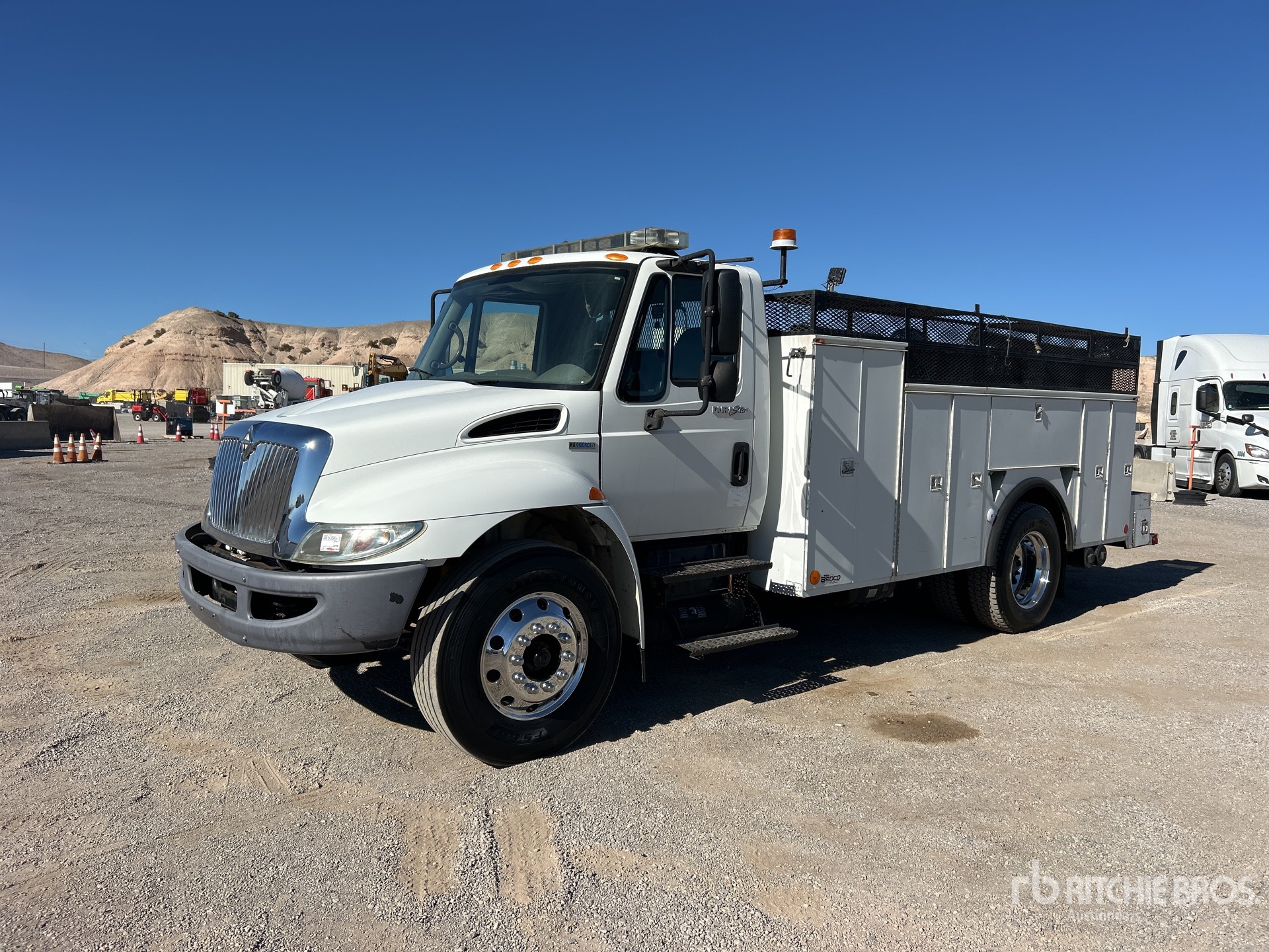 General Appearance with Featured Photo