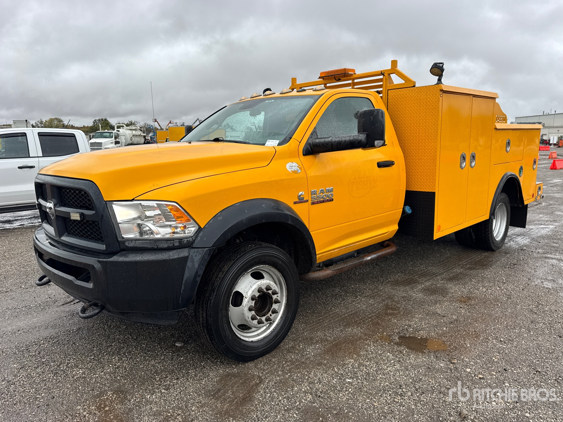 General Appearance with Picture, Left Front Corner