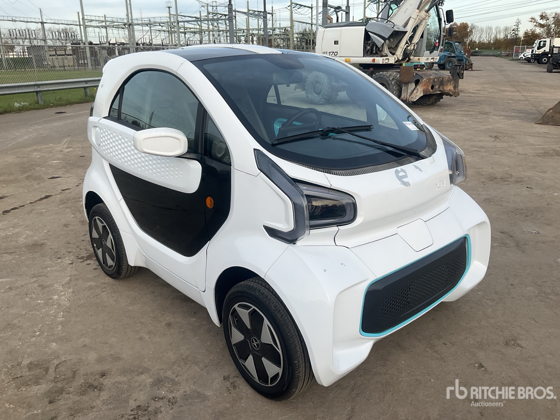 General Appearance with Bild, Ecke vorne rechts