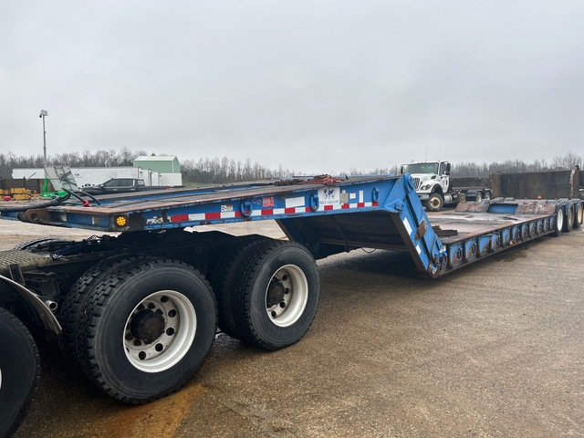 2009 Load King 503/4DFM Tri/A Folding Neck Trailer