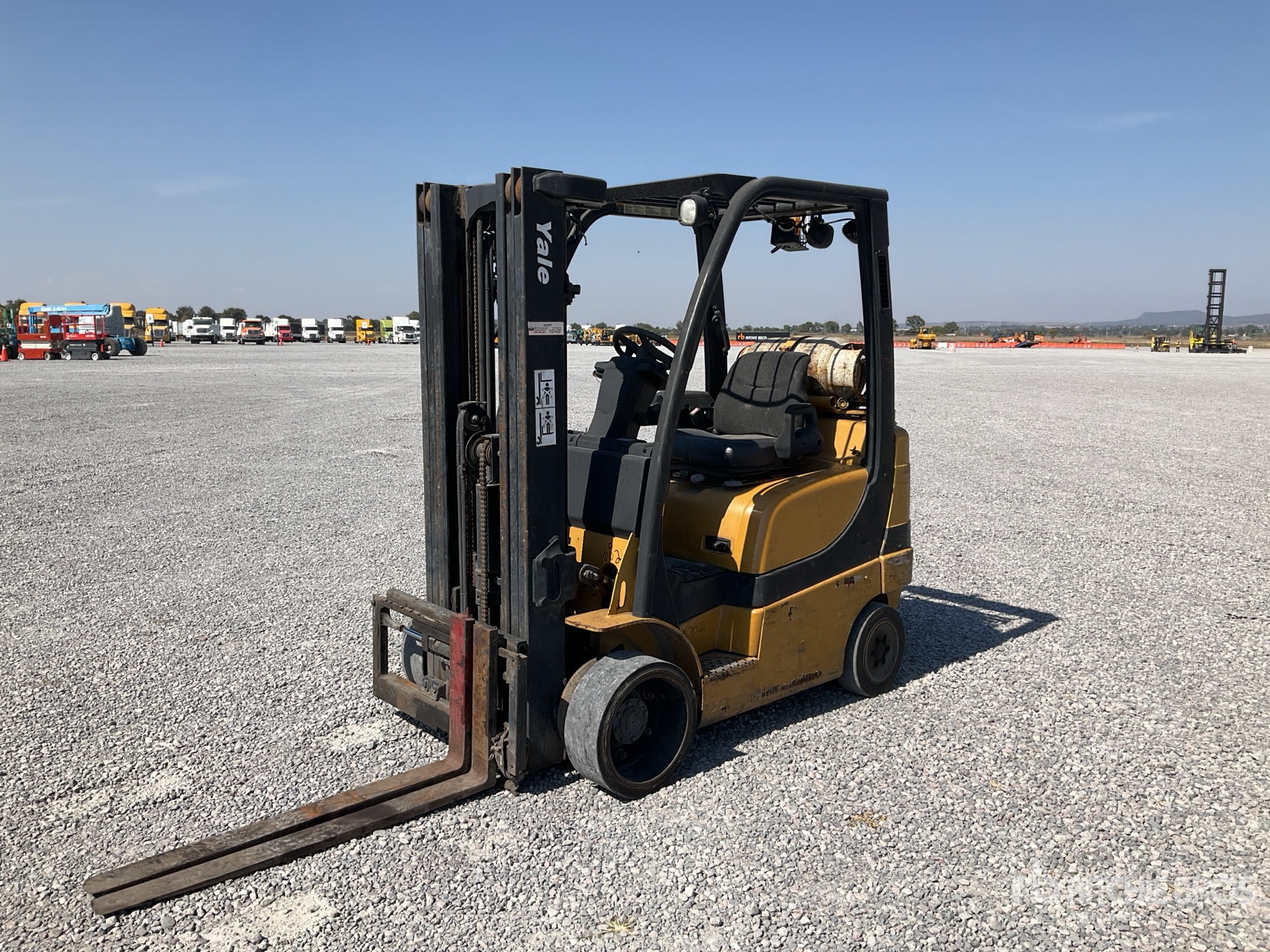 General Appearance with Featured Photo