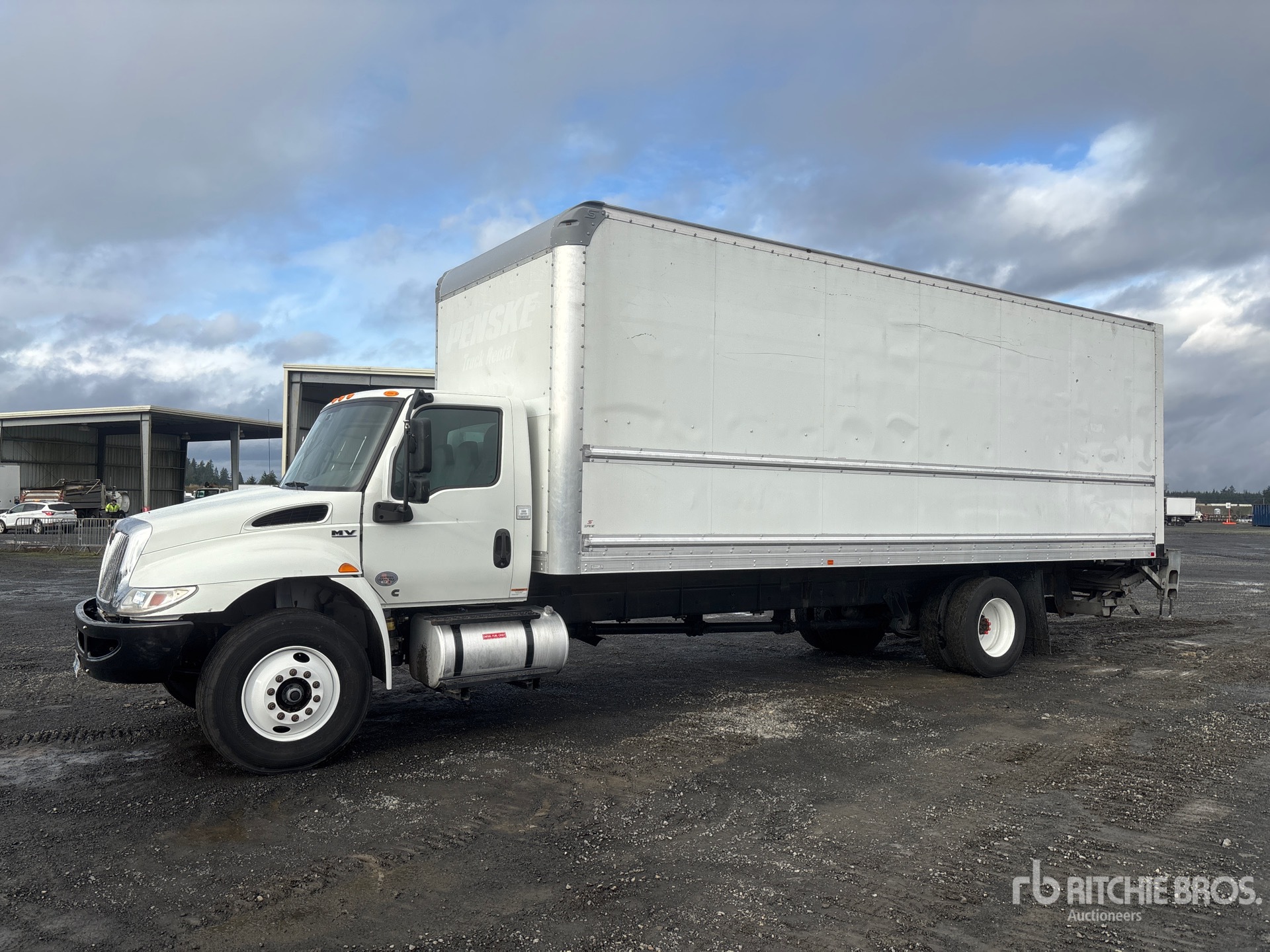 General Appearance with Featured Photo