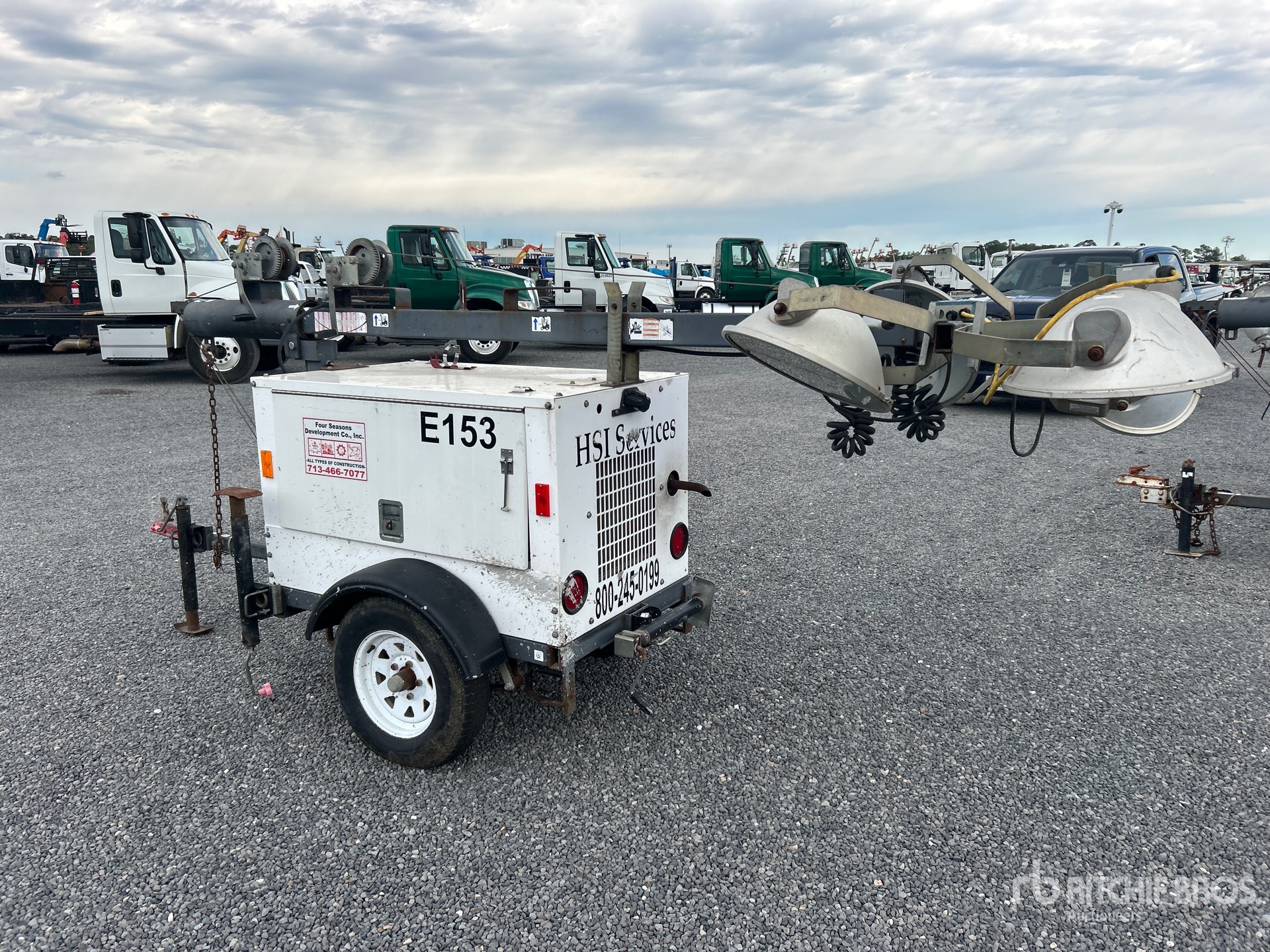 General Appearance with Bild, Ecke hinten links