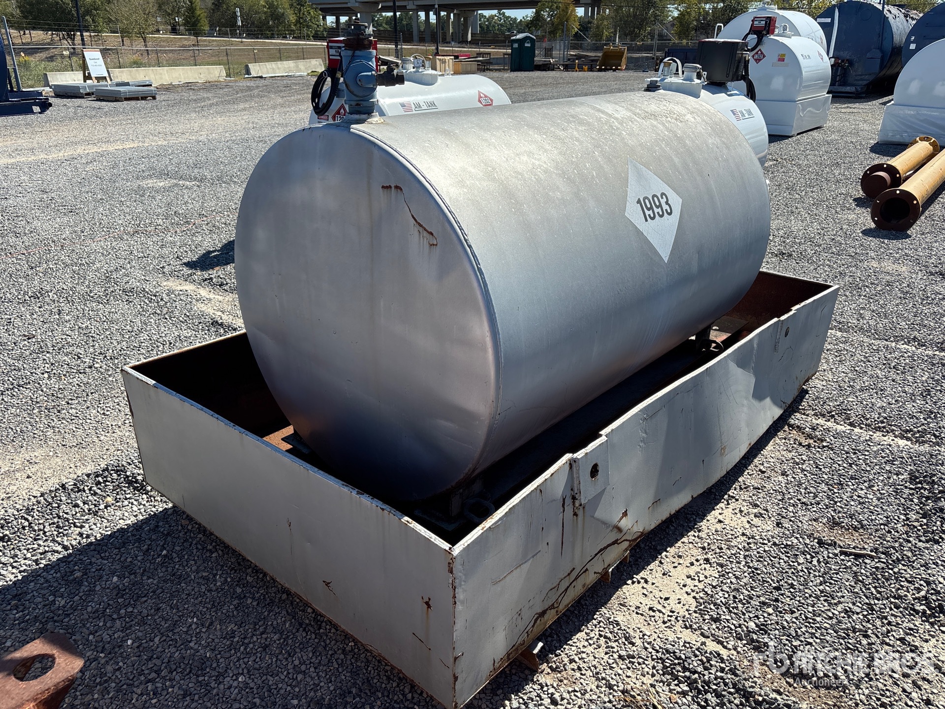 General Appearance with Foto, angolo posteriore sinistro