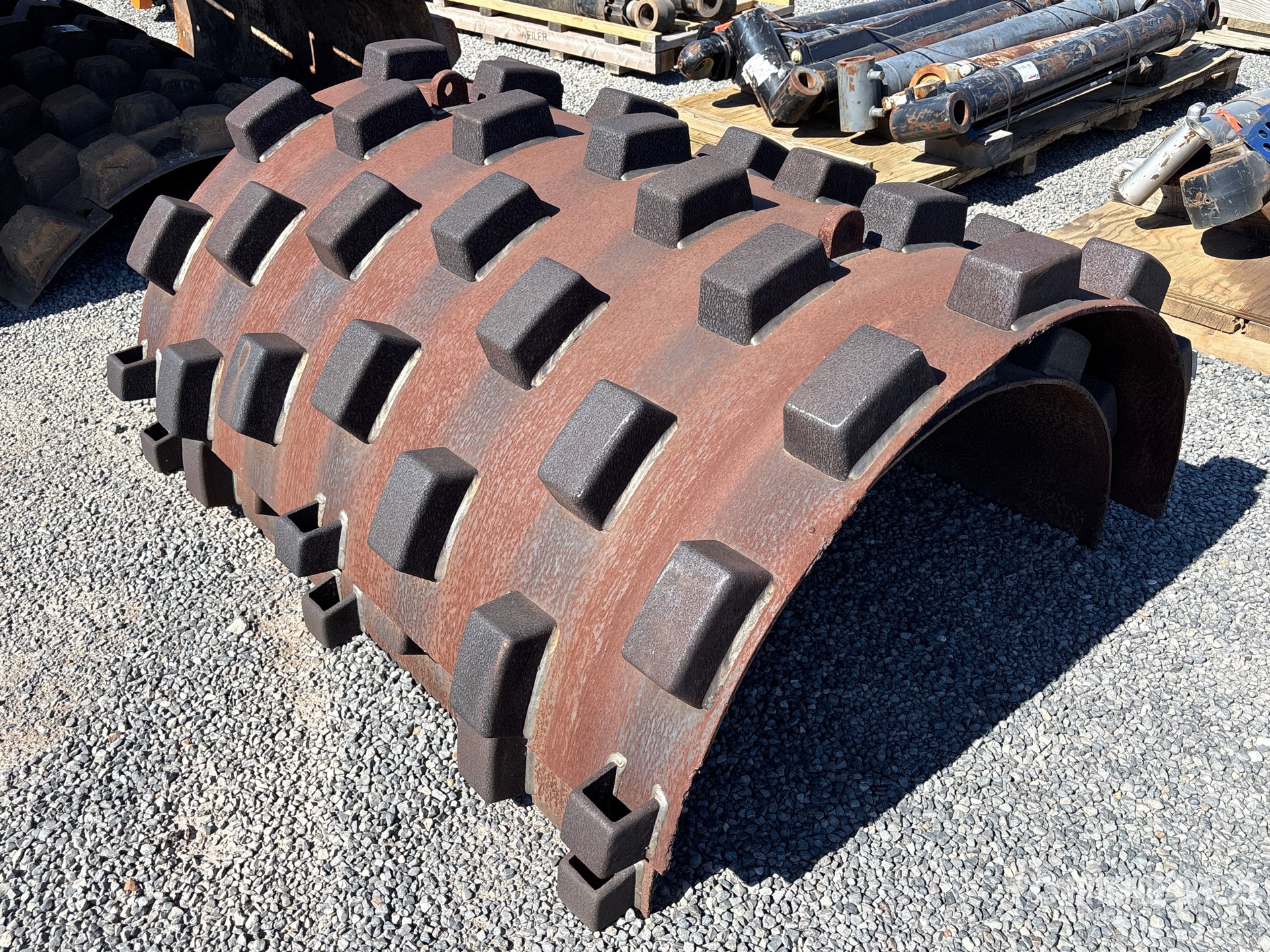 General Appearance with Foto, angolo anteriore sinistro