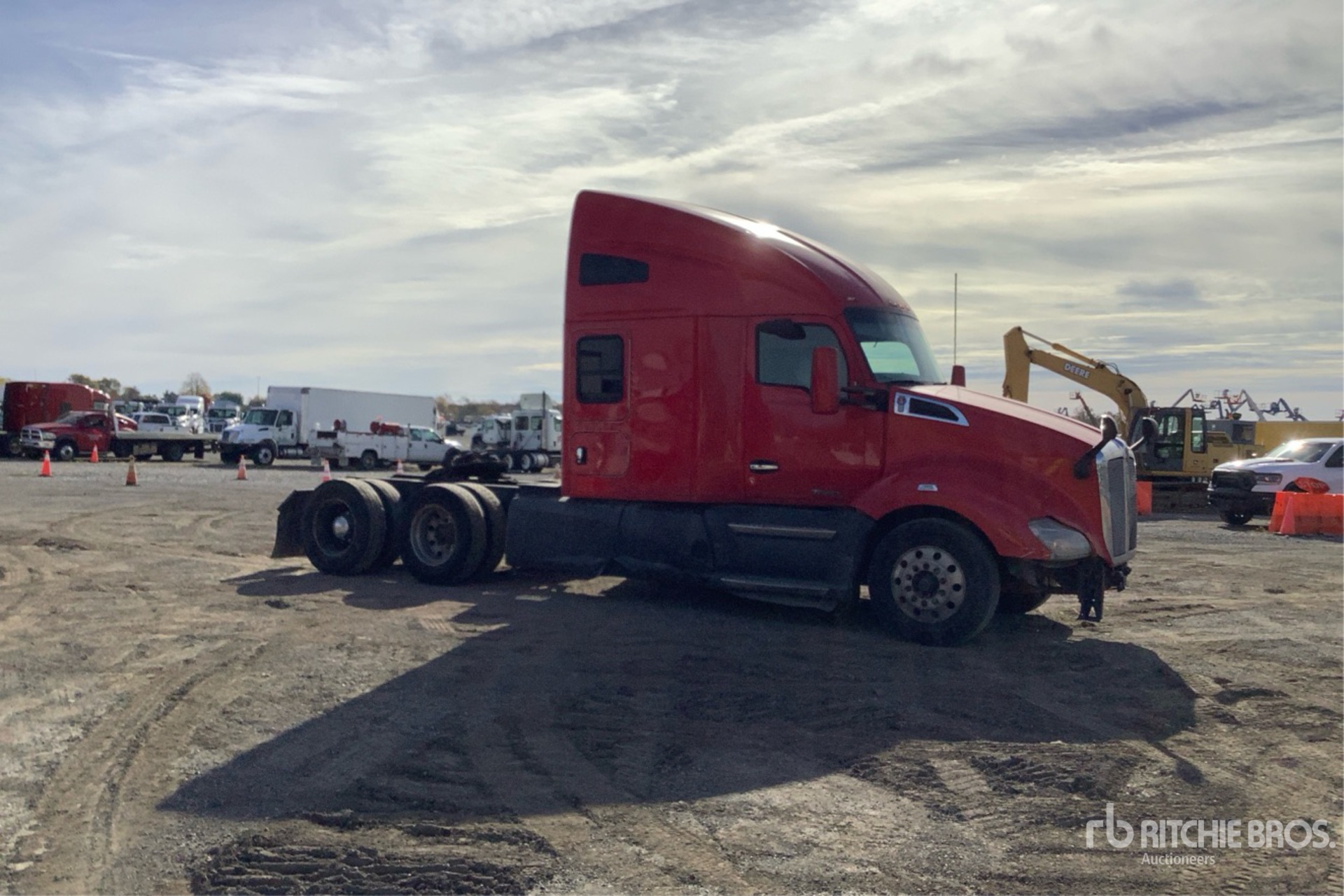 General Appearance with Picture, Right Front Corner