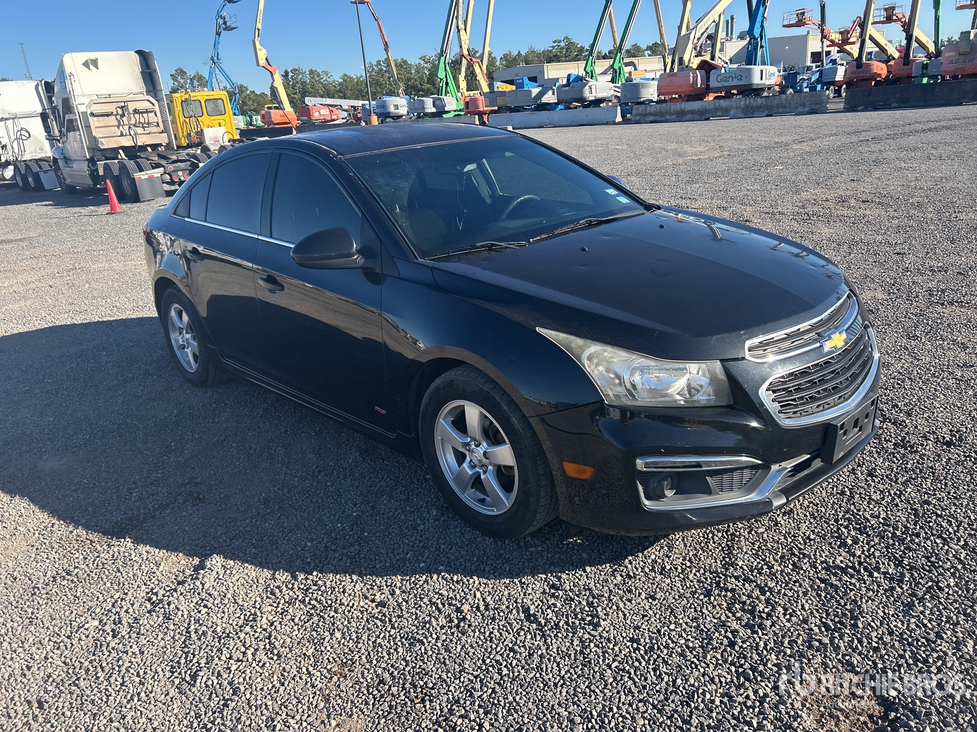 General Appearance with Picture, Right Front Corner