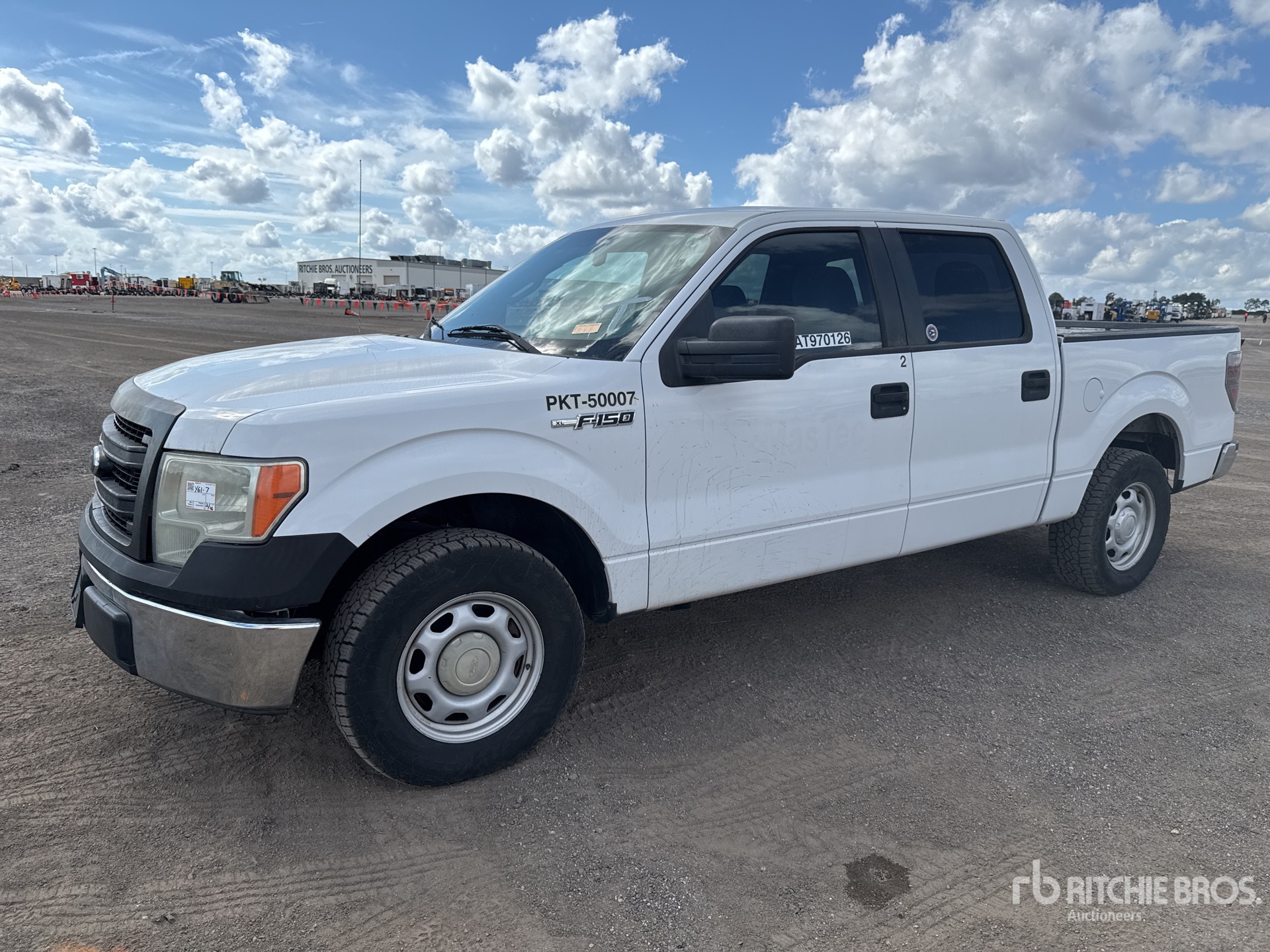 General Appearance with Picture, Left Front Corner