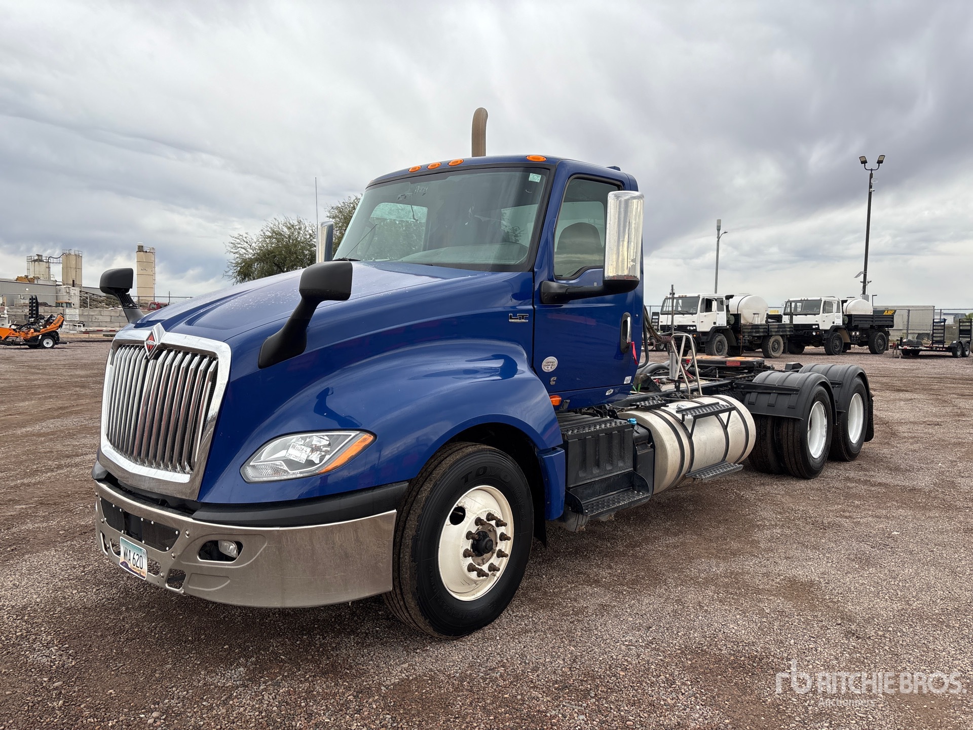 General Appearance with Picture, Left Front Corner