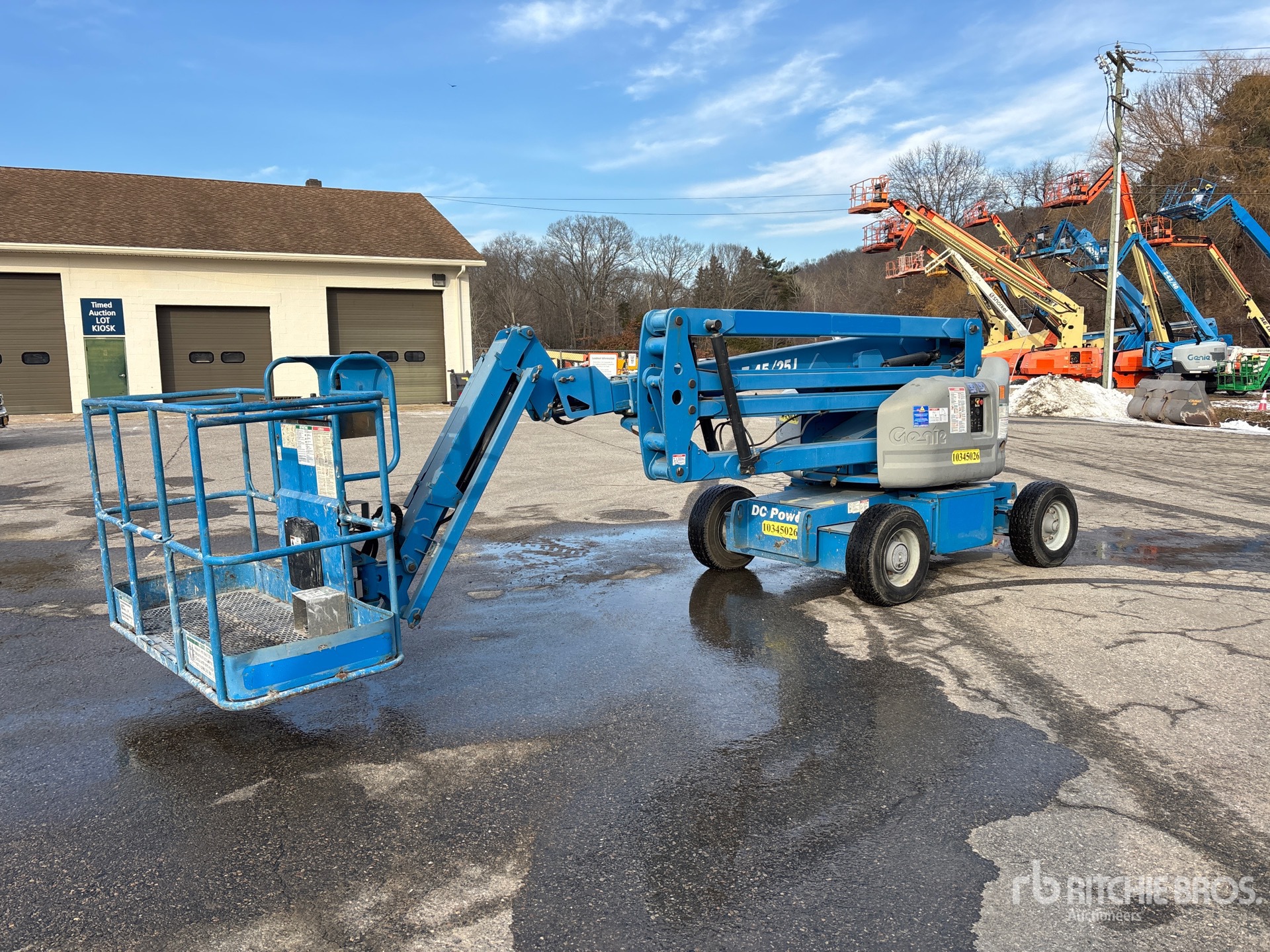 General Appearance with Picture, Left Front Corner