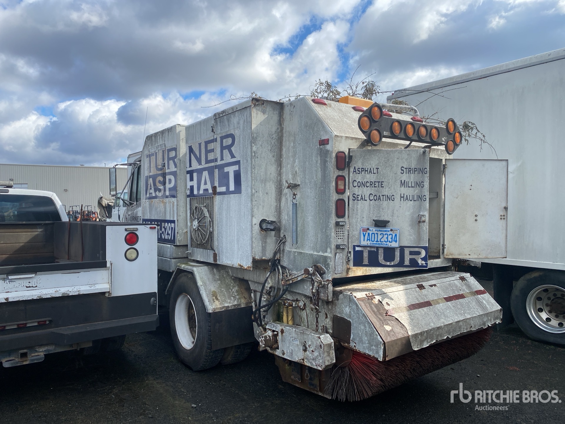 General Appearance with Imagen: esquina trasera derecha