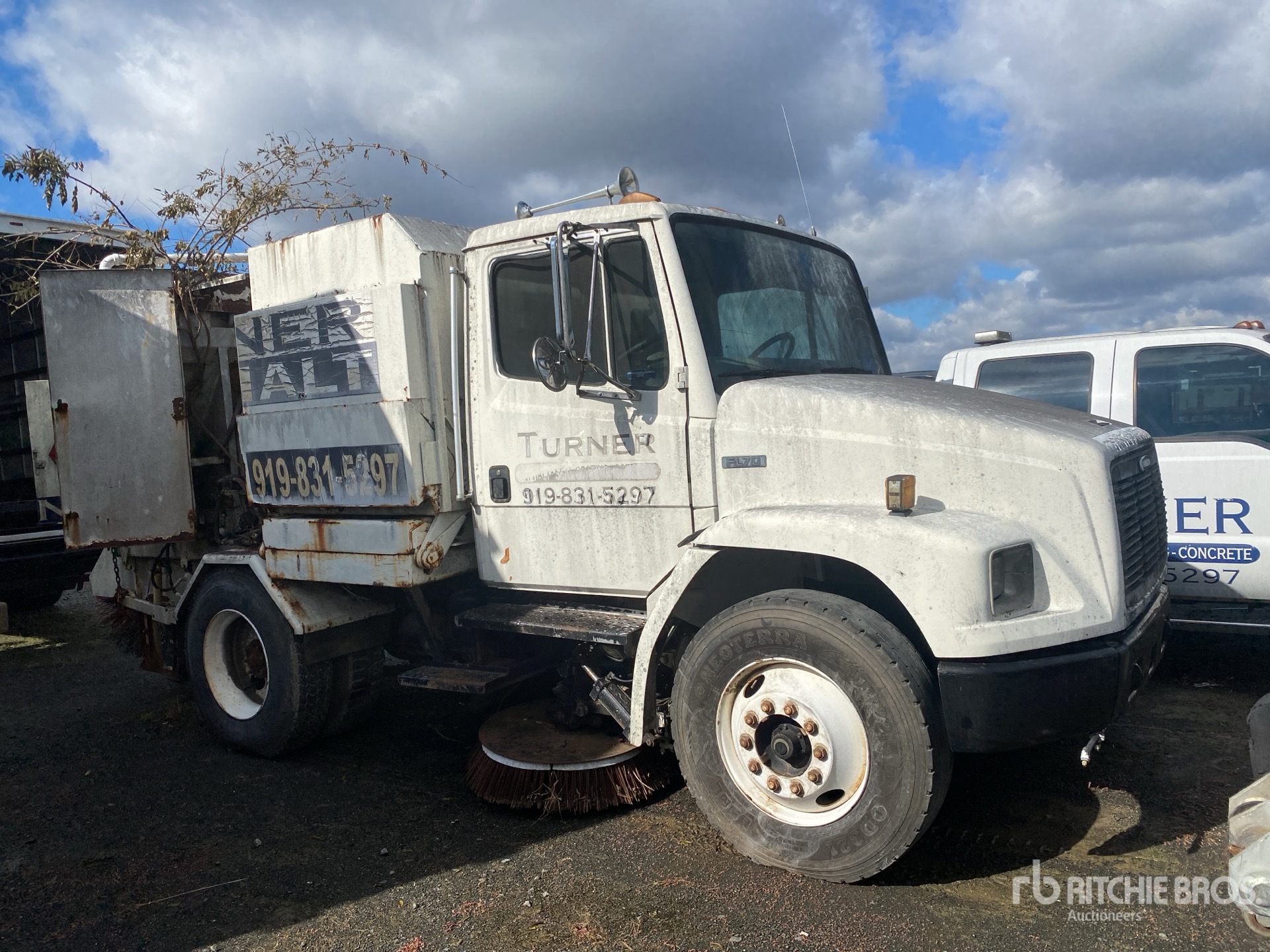 General Appearance with Imagen: esquina delantera izquierda