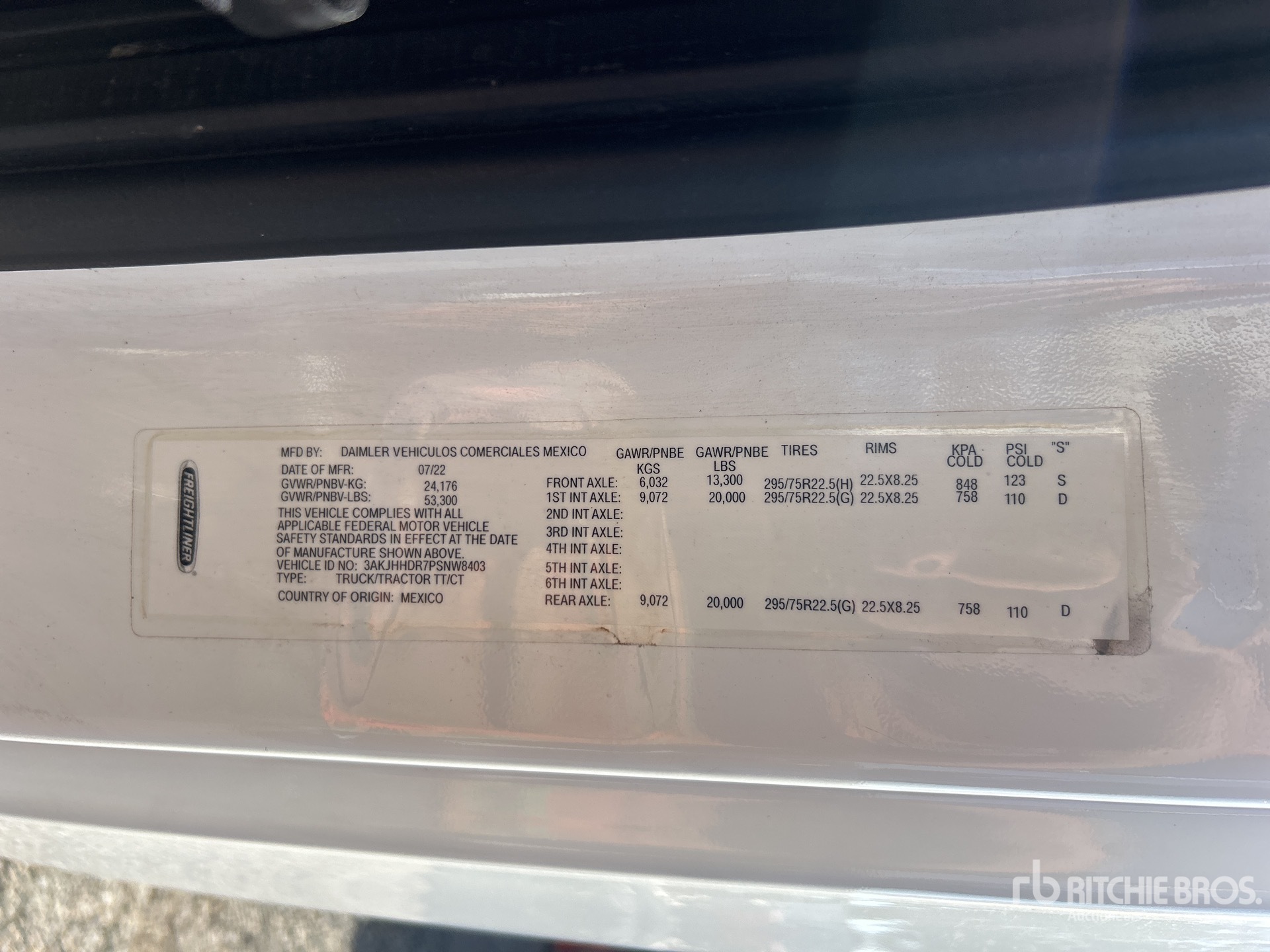 General Appearance with Numero seriale/numero d’identificazione del veicolo (VIN)