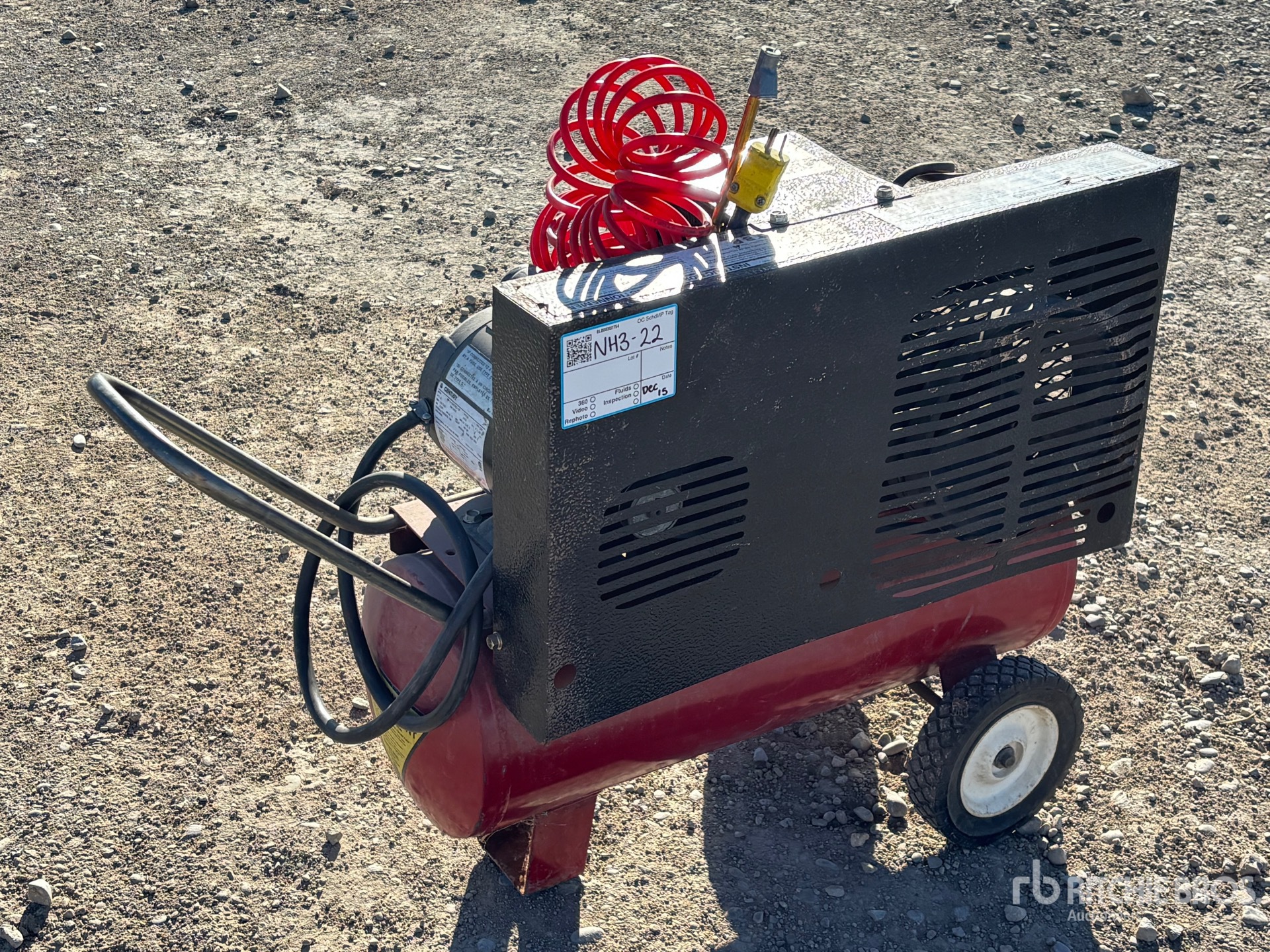 General Appearance with Picture, Right Rear Corner