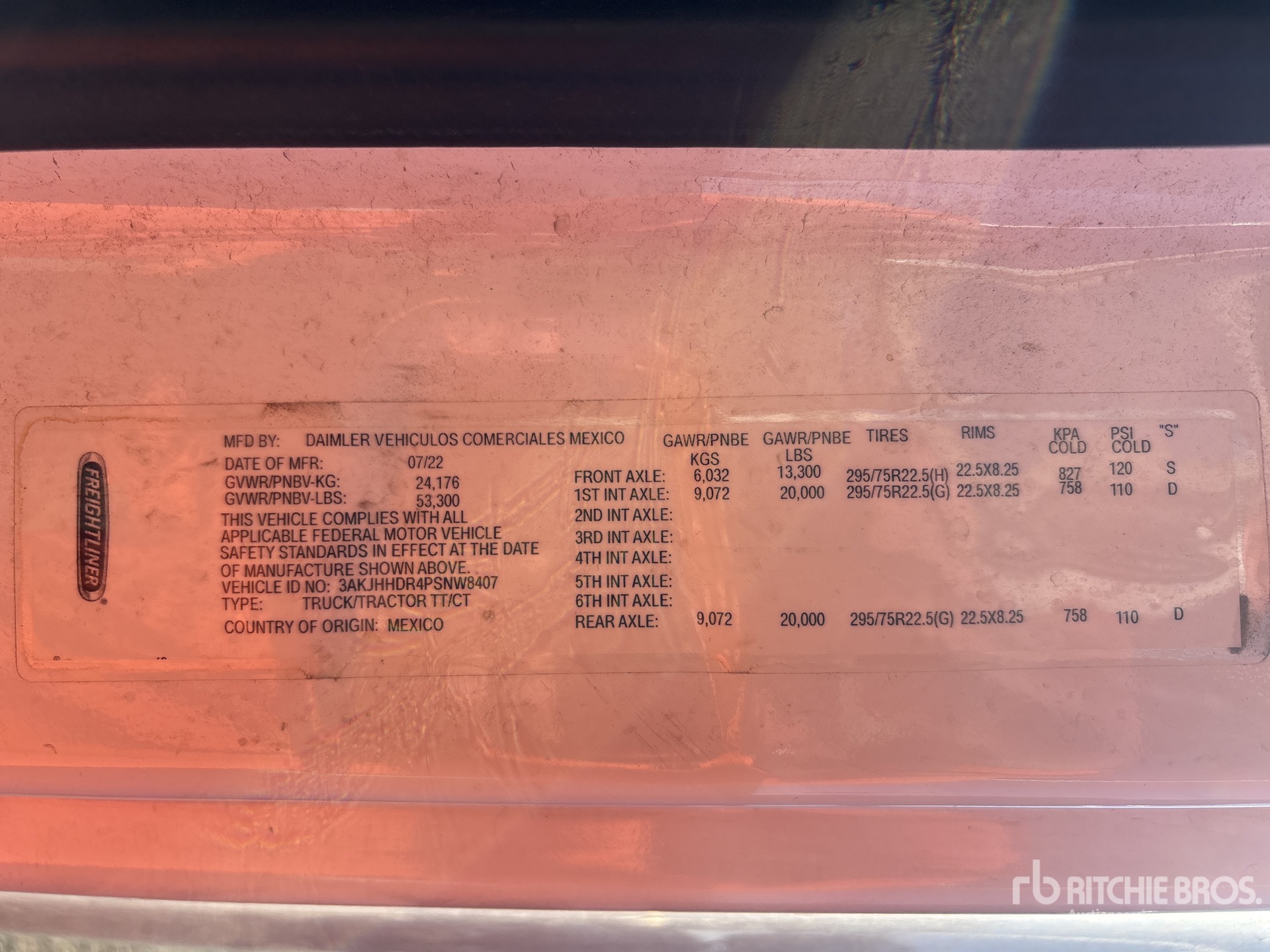 General Appearance with Numero seriale/numero d’identificazione del veicolo (VIN)