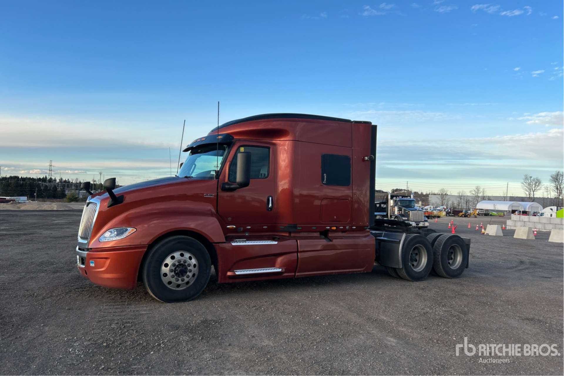 General Appearance with Picture, Left Front Corner