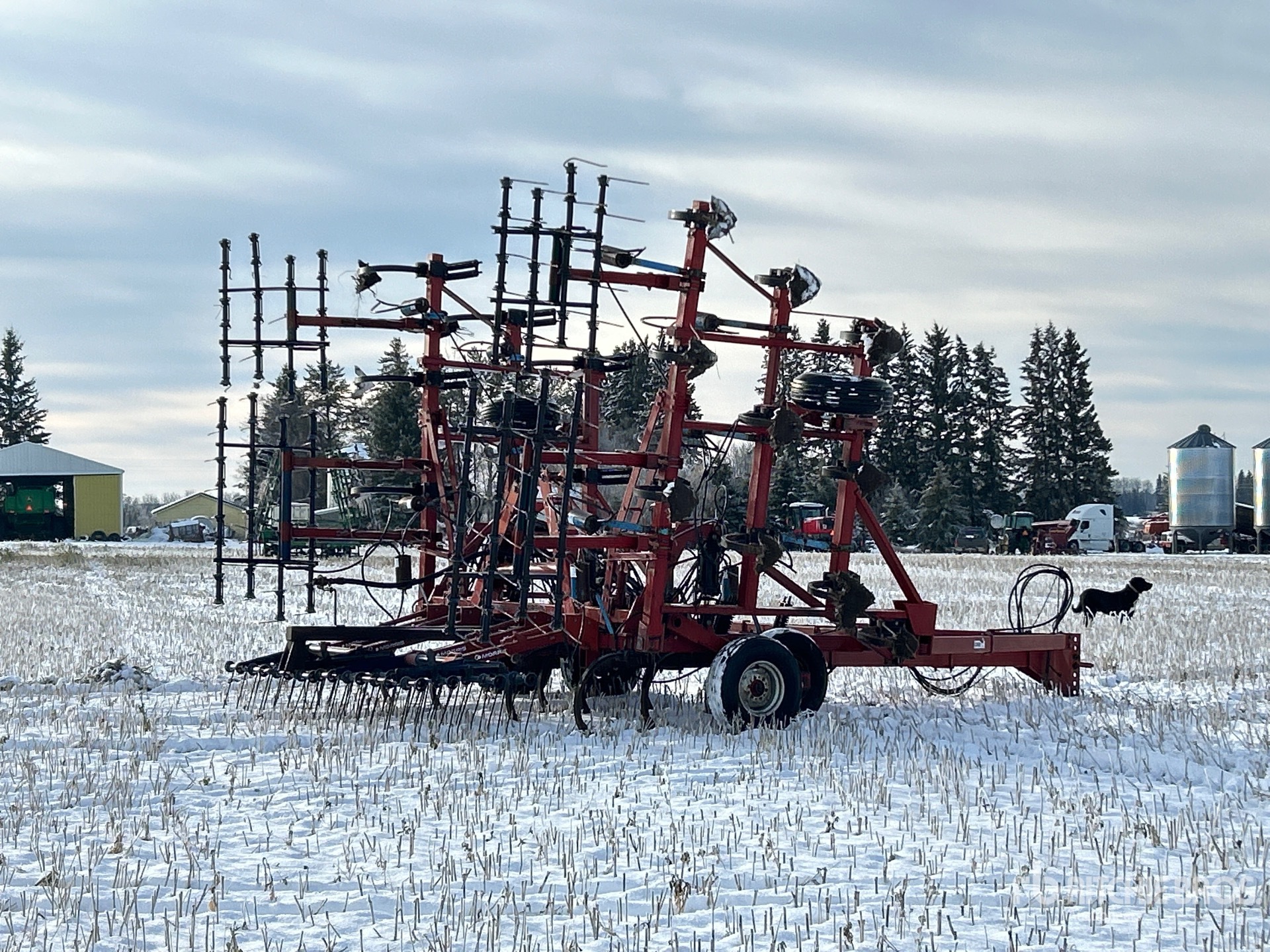 Aspect général with Image, coin arrière droit