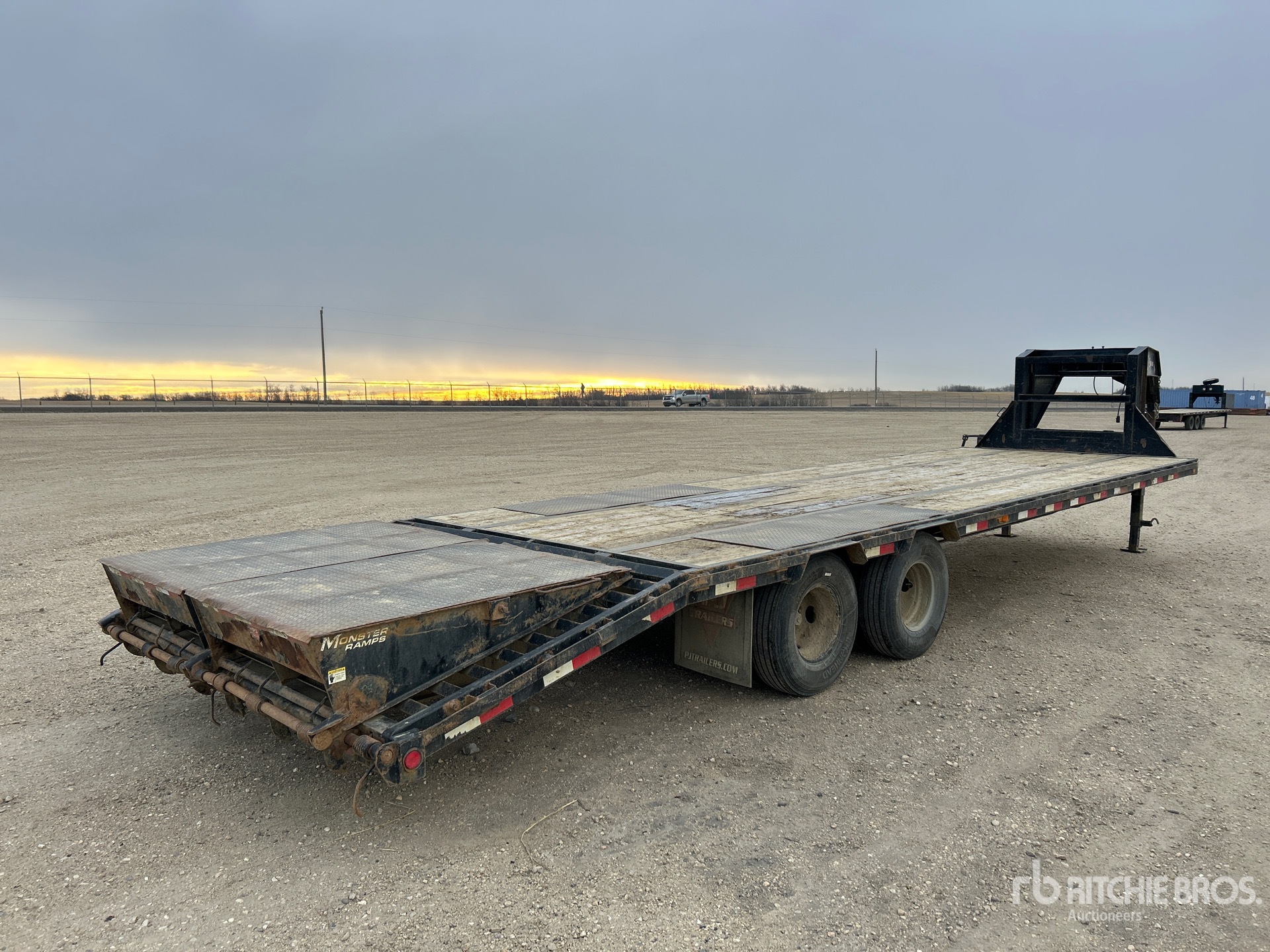 General Appearance with Image, coin arrière droit