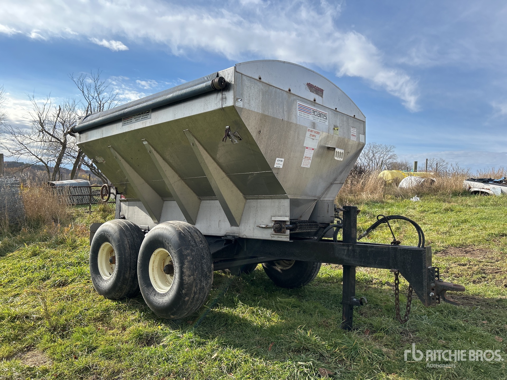 Aspect général with Image, coin avant droit