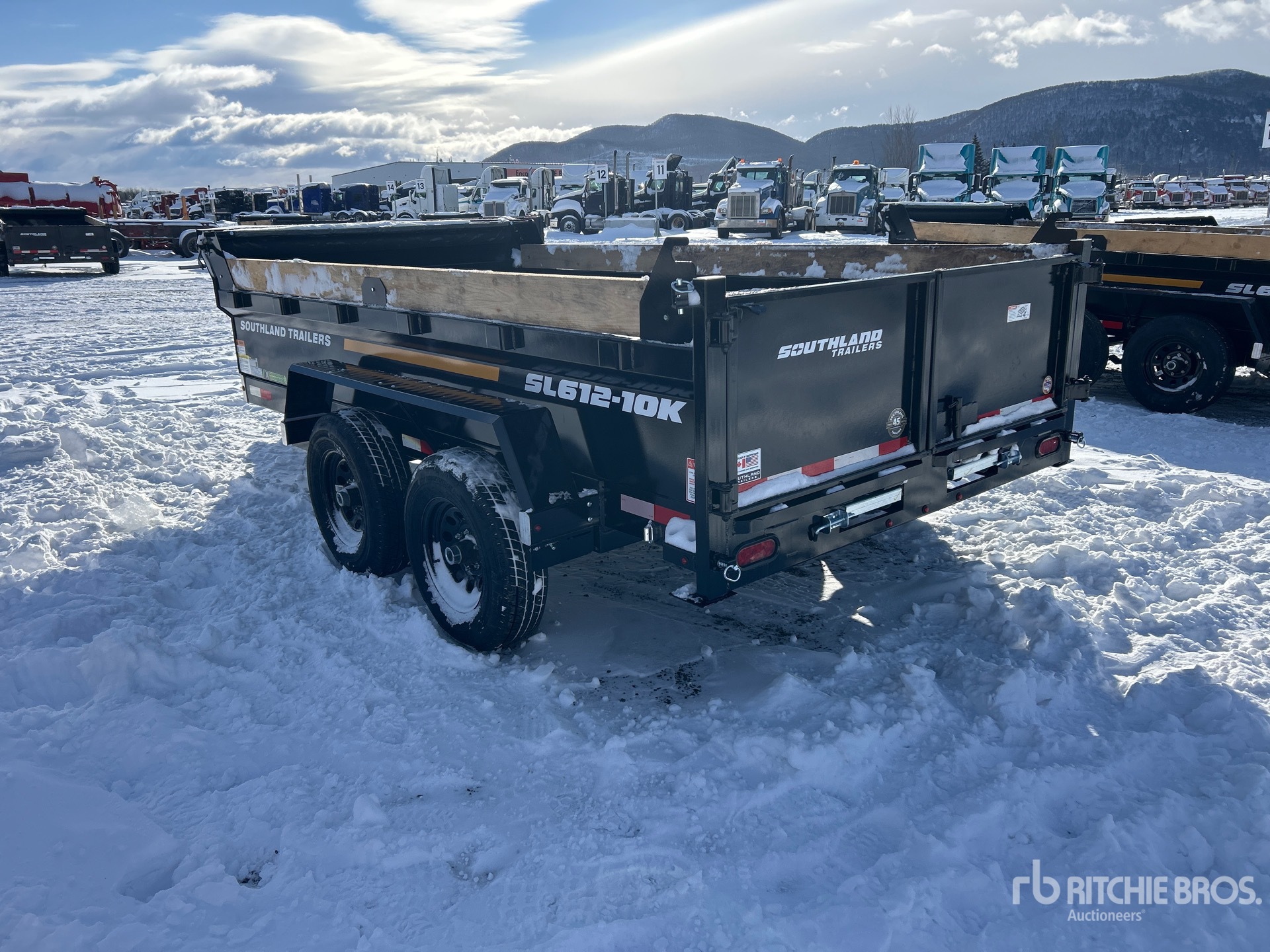 General Appearance with Bild, Ecke hinten links