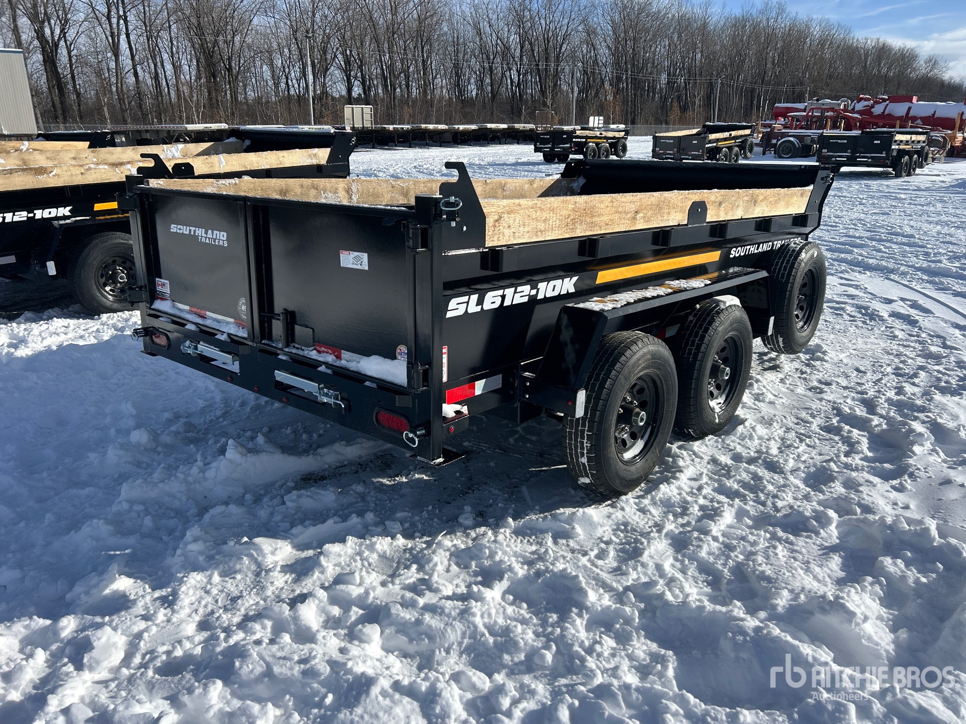 General Appearance with Bild, Ecke hinten rechts