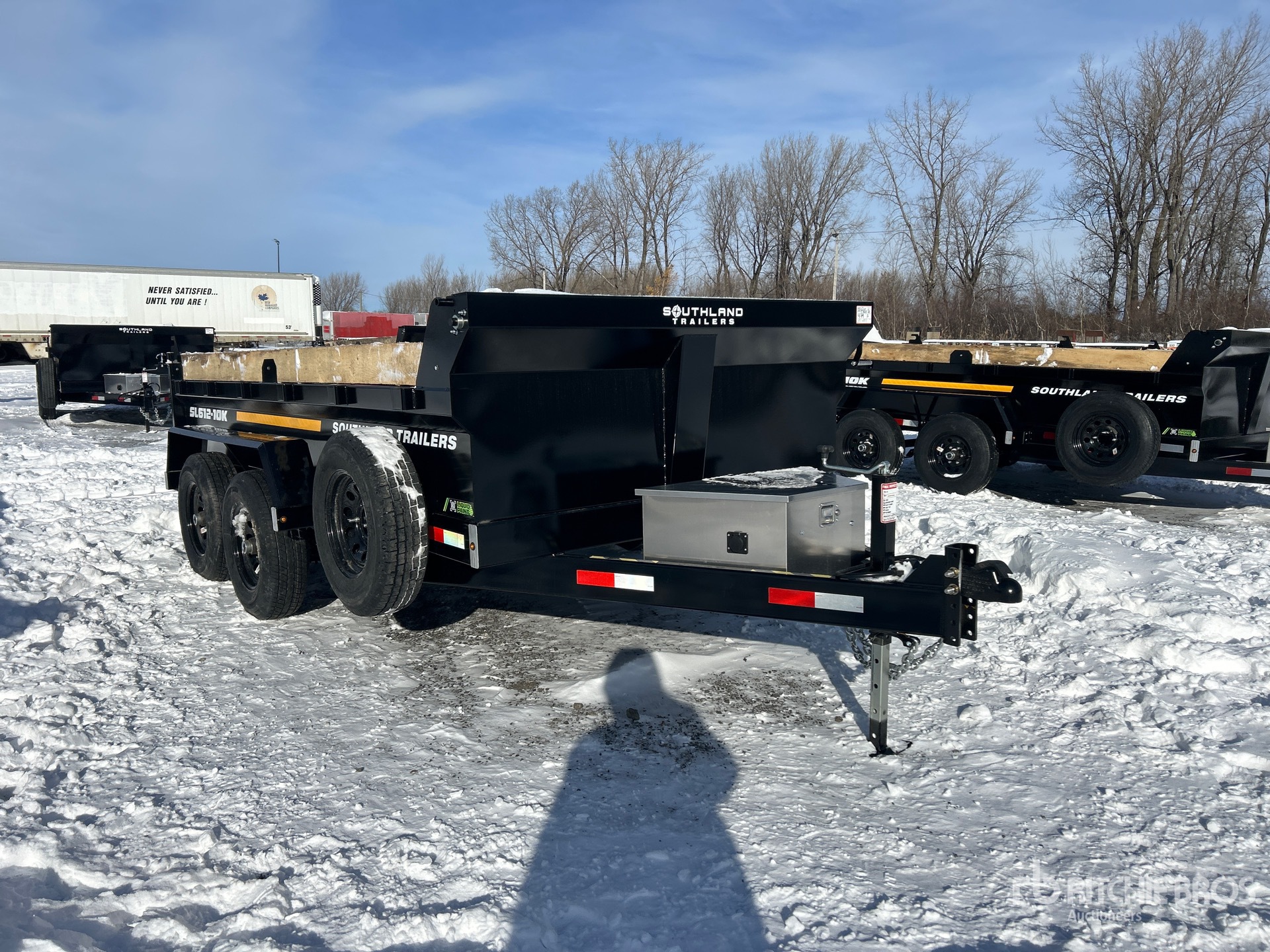 General Appearance with Bild, Ecke vorne rechts