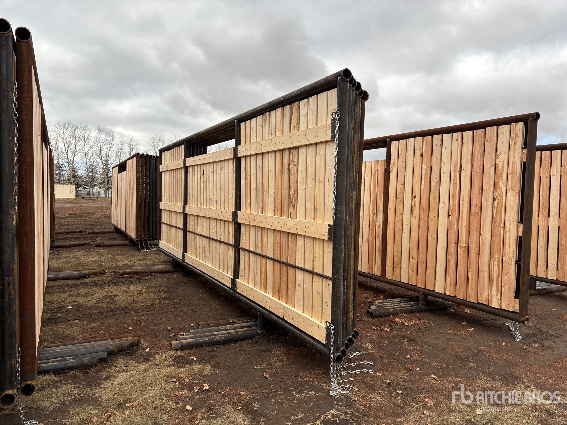 Aspect général with Image, coin arrière droit