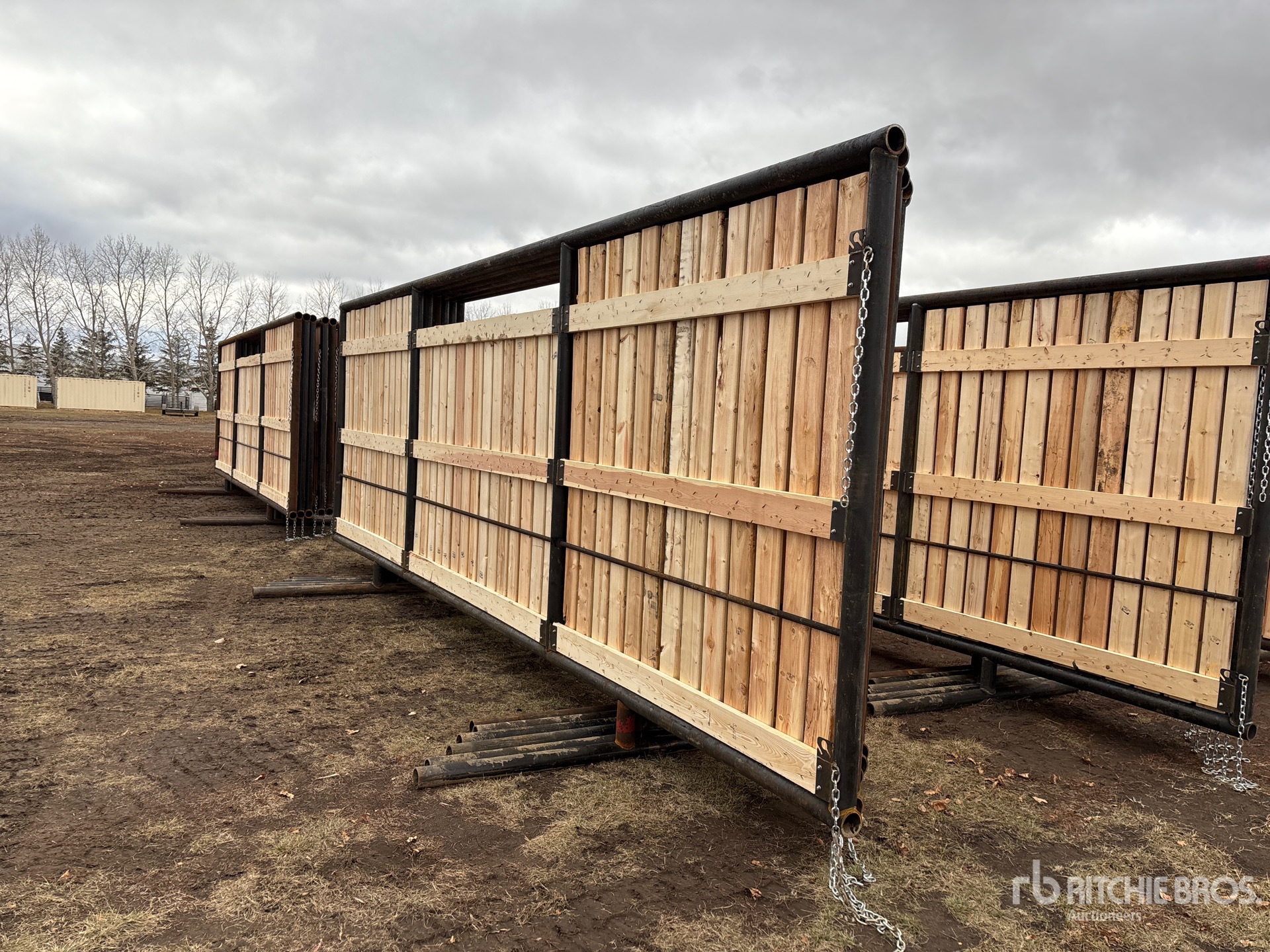 Aspect général with Image, coin arrière droit