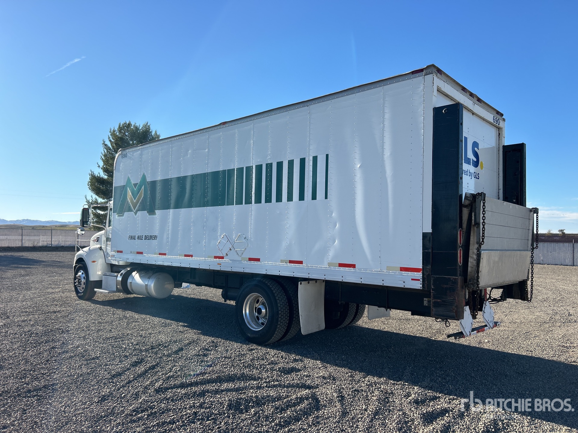 General Appearance with Imagen: esquina trasera izquierda