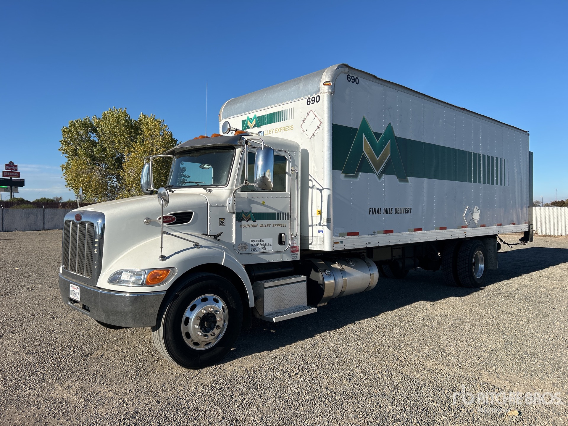 General Appearance with Imagen: esquina delantera izquierda