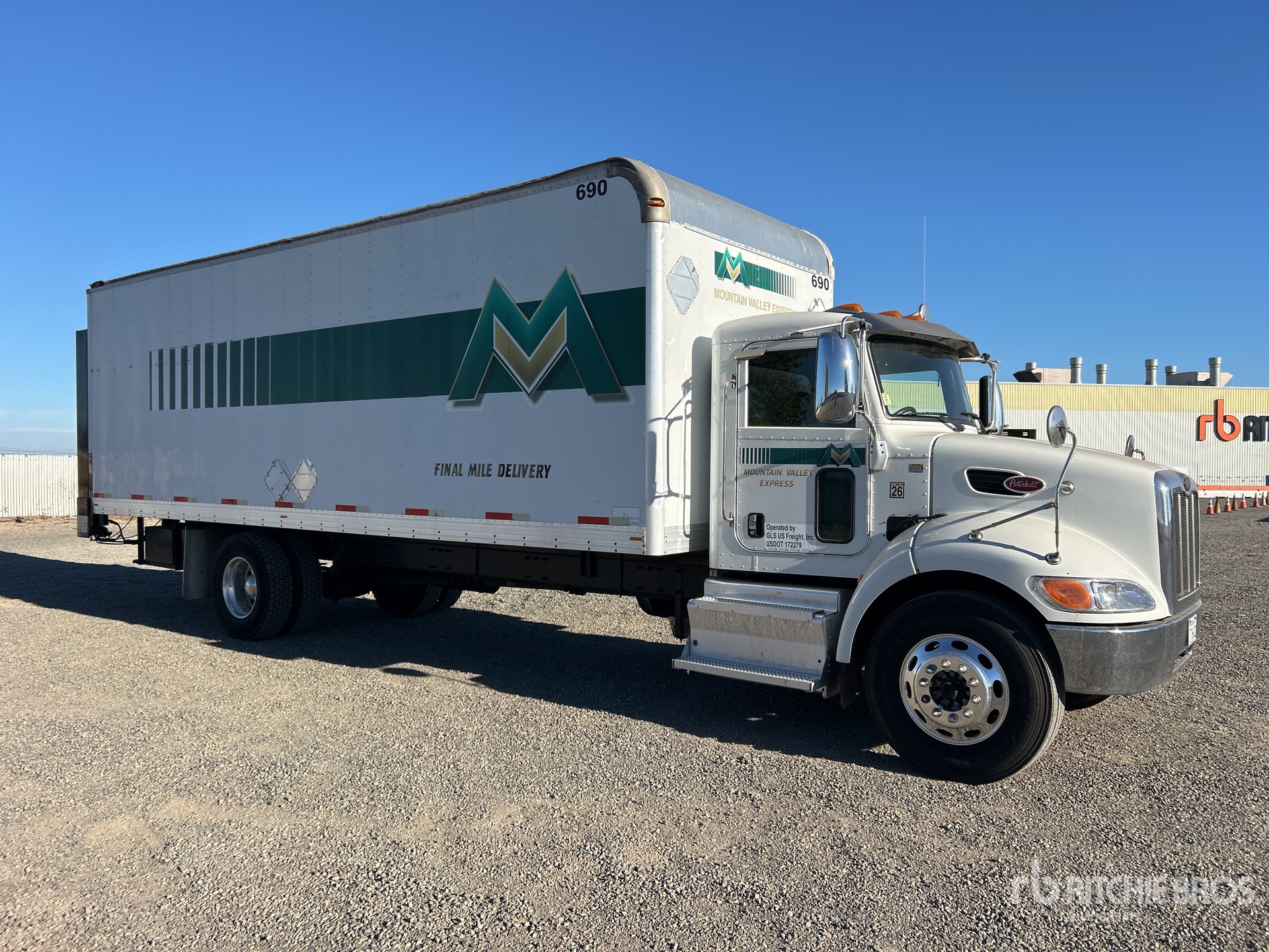 General Appearance with Imagen: esquina delantera derecha