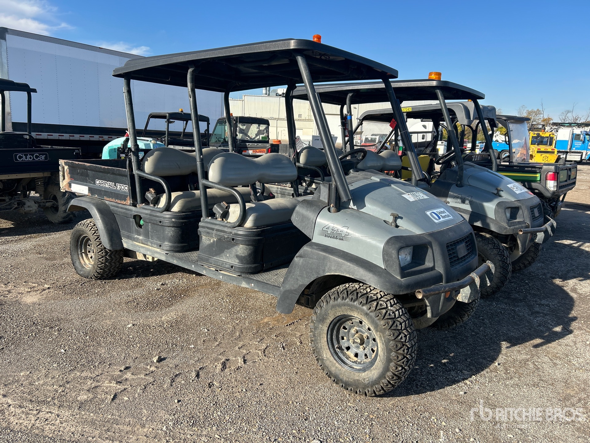 General Appearance with Image, coin avant droit