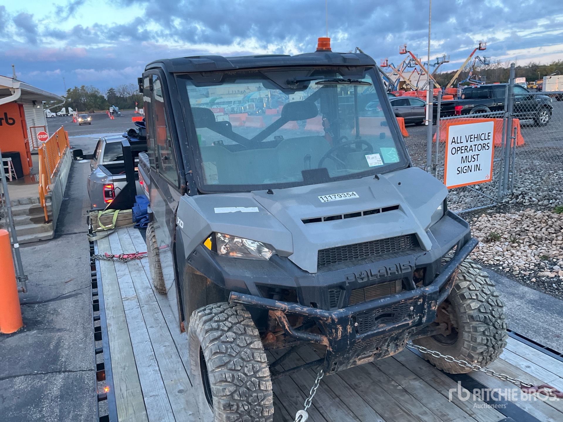 General Appearance with Featured Photo