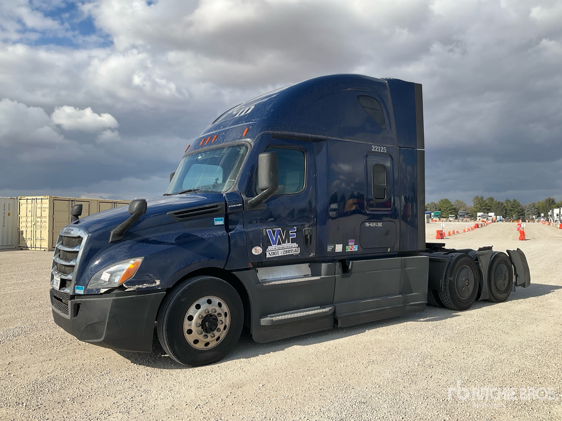 General Appearance with Picture, Left Front Corner