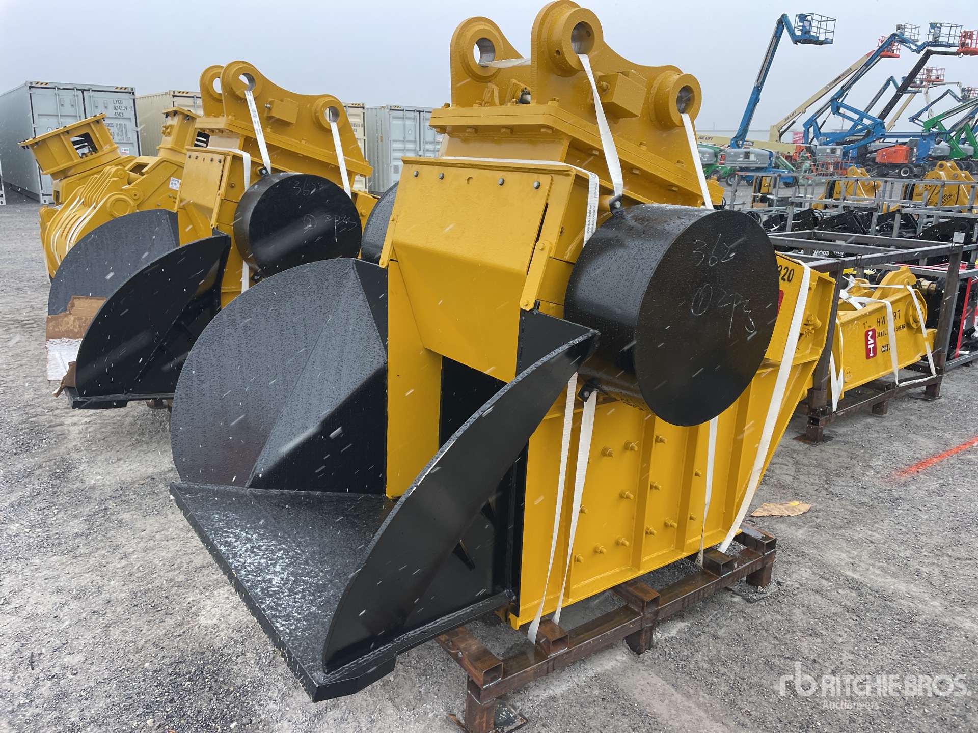 General Appearance with Foto, angolo anteriore sinistro