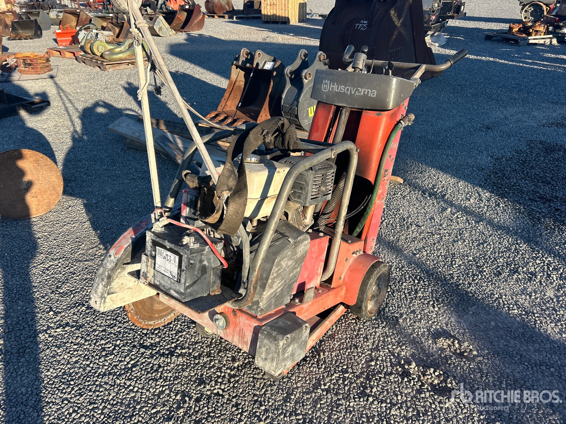 Aspect général with Image, coin avant gauche