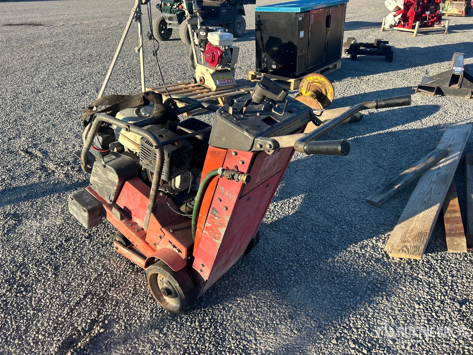 Aspect général with Image, coin arrière gauche