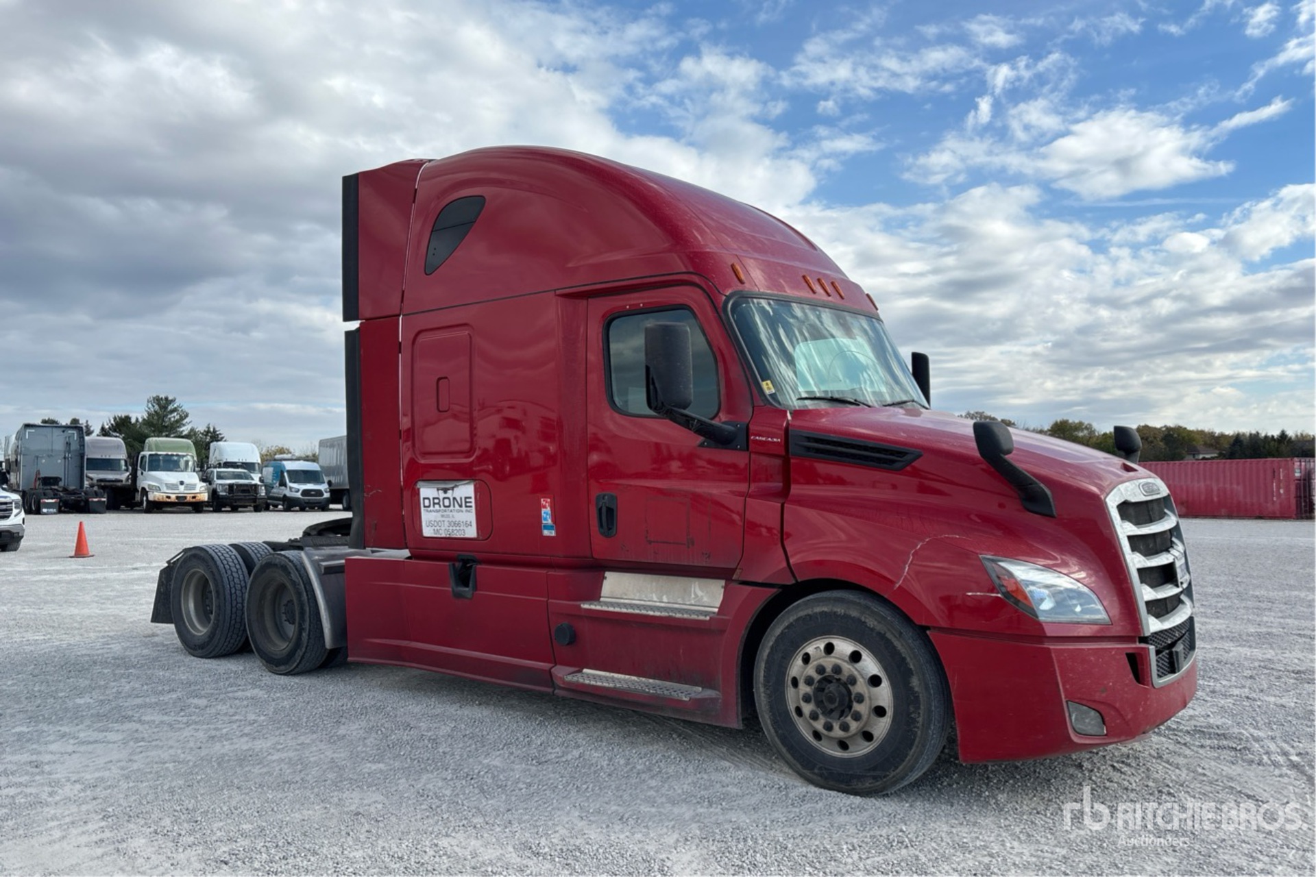 General Appearance with Picture, Right Front Corner